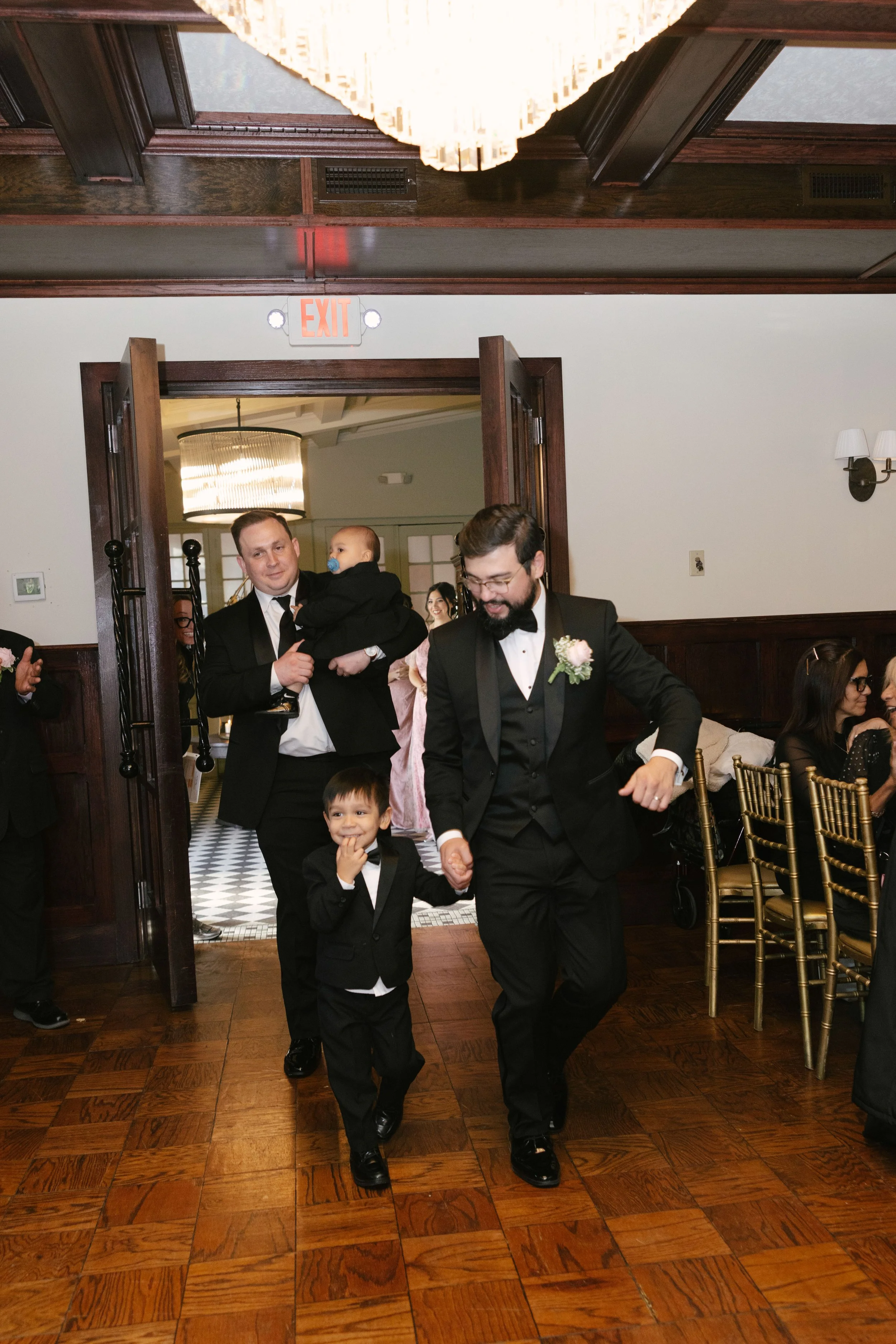 The reception at Hotel DuVillage kicked off with an unforgettable grand entrance as the bride, groom, and their loved ones filled the room with energy and excitement. From the first dance to the celebration that followed, every moment was captured on