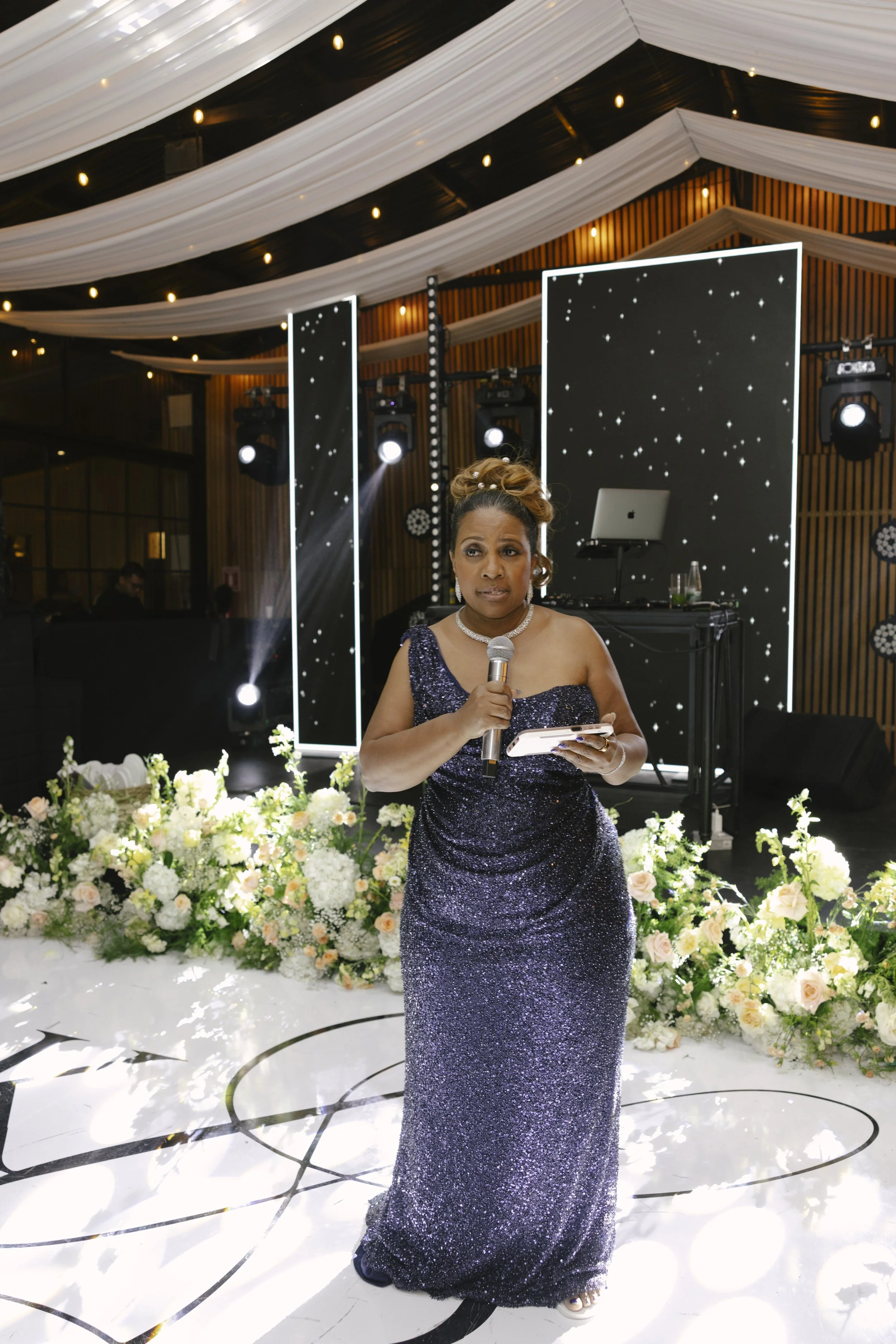Wedding reception at Forest Campestre in Medellín, Colombia featuring the couple's first dance, parent dances, dance floor celebration, wedding desserts, and candid documentary wedding photography.