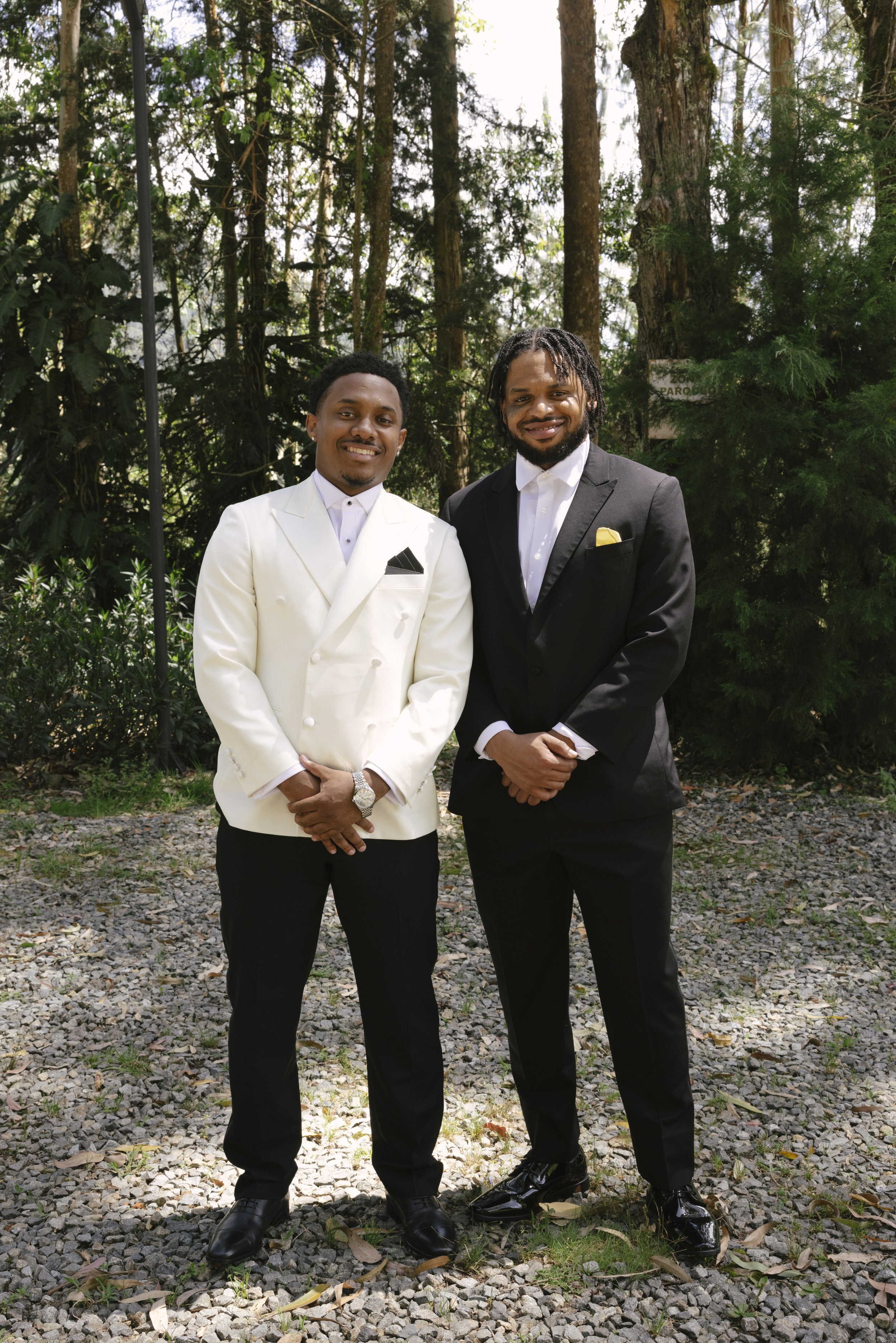 Destination wedding groom portraits at Forest Campestre in Medellín, Colombia featuring modern wedding attire, groomsmen portraits, formal wedding party photos, and documentary wedding photography
