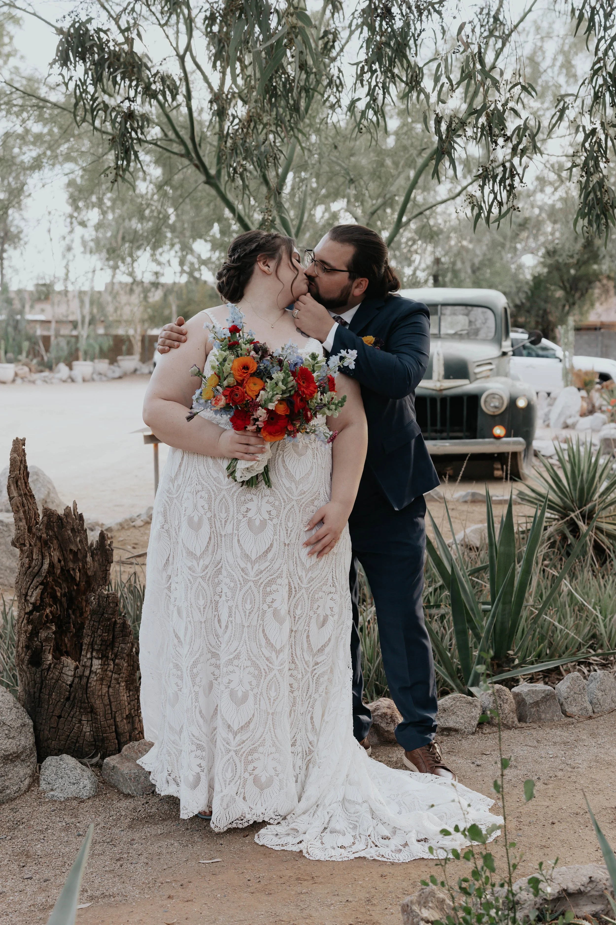 Lauren and Joel exchanged vows surrounded by family and friends in the lush garden courtyard of the Boojum Tree in Phoenix. With vibrant florals and warm desert light, the ceremony created a beautiful and intimate moment at one of Arizona’s most uniq