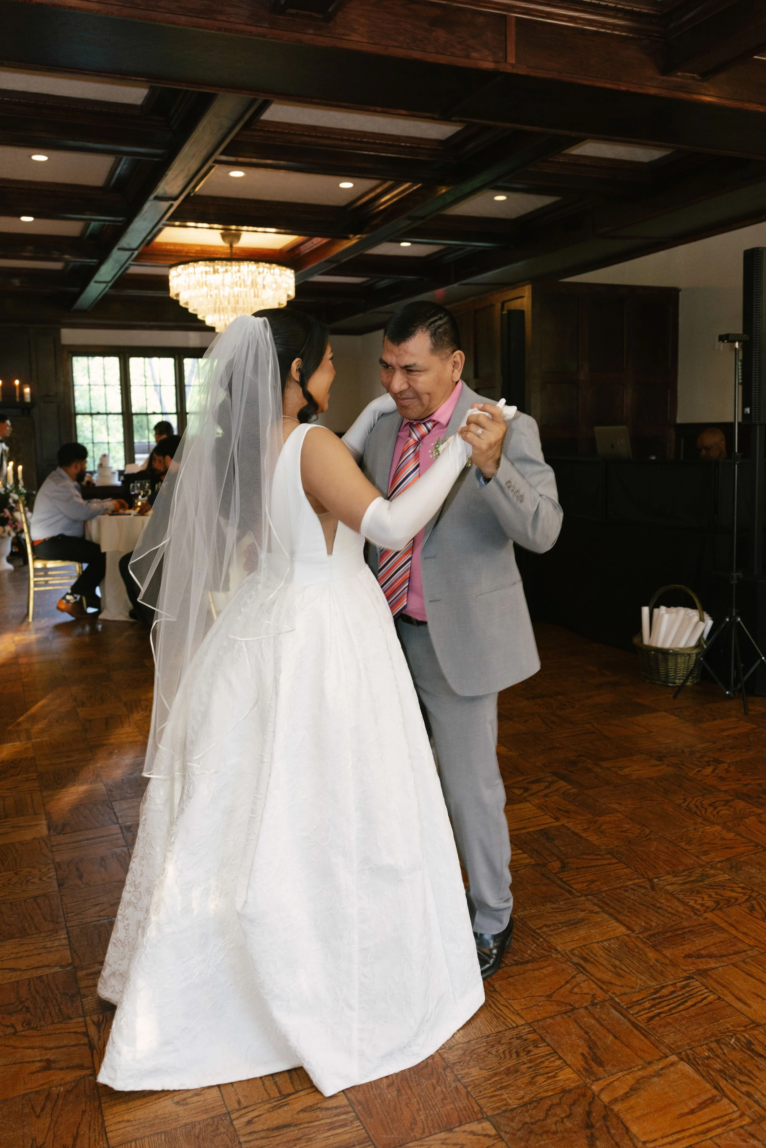 The reception at Hotel DuVillage kicked off with an unforgettable grand entrance as the bride, groom, and their loved ones filled the room with energy and excitement. From the first dance to the celebration that followed, every moment was captured on