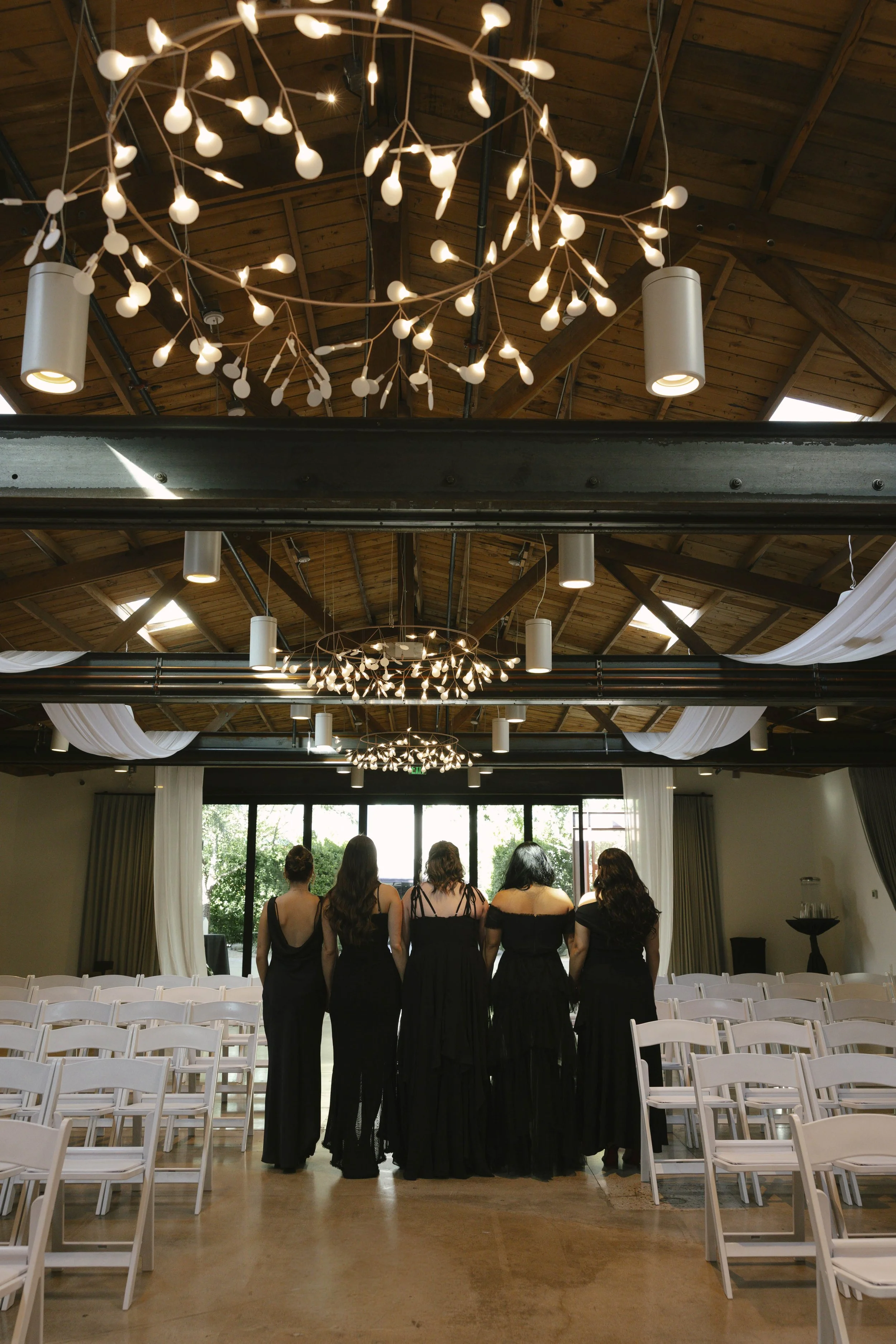 Romantic, modern wedding at The Clayton House in Scottsdale, Arizona captured by Arizona wedding photographer Raw By Laura, highlighting genuine connection, refined details, and natural moments throughout the celebration.