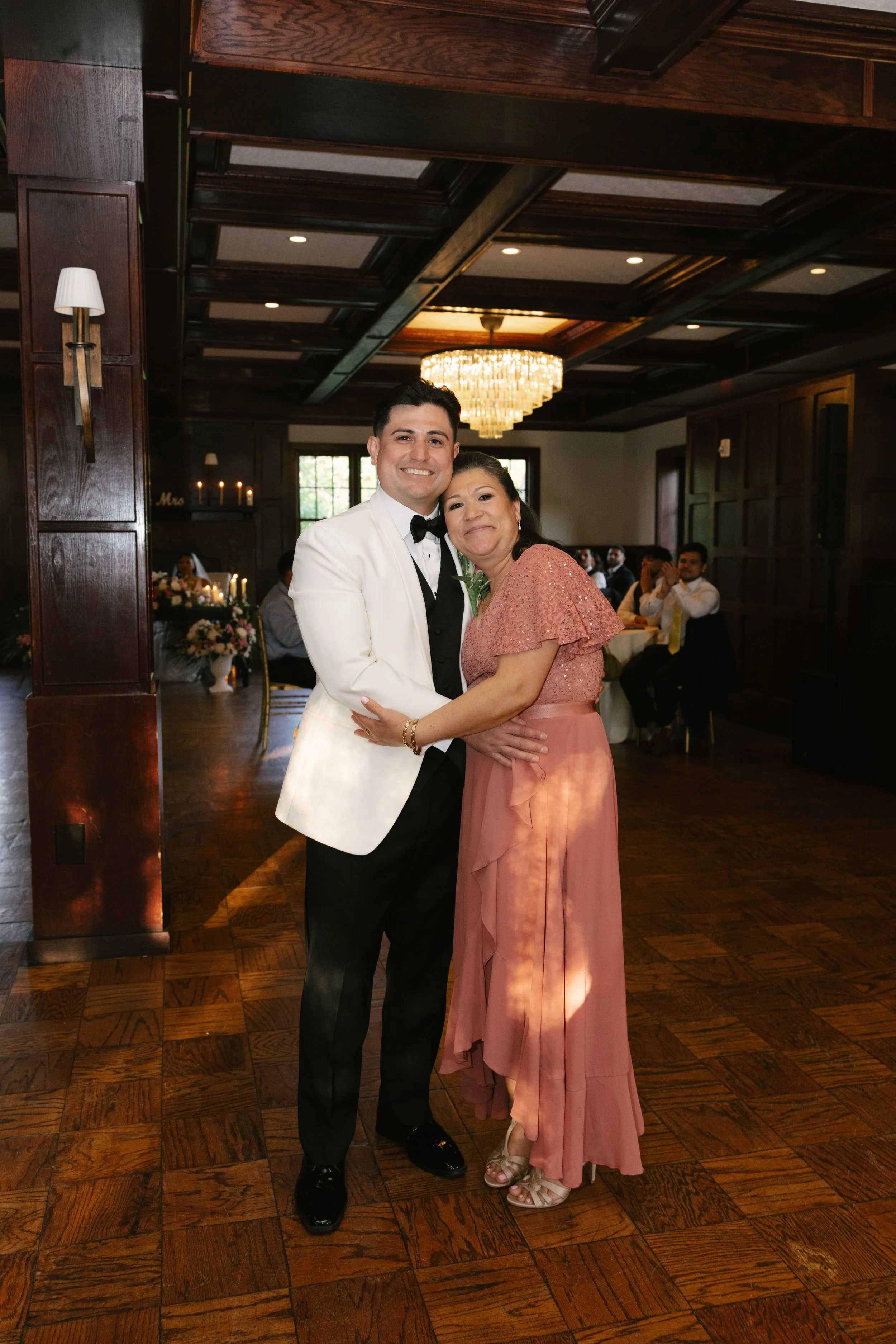 The reception at Hotel DuVillage kicked off with an unforgettable grand entrance as the bride, groom, and their loved ones filled the room with energy and excitement. From the first dance to the celebration that followed, every moment was captured on