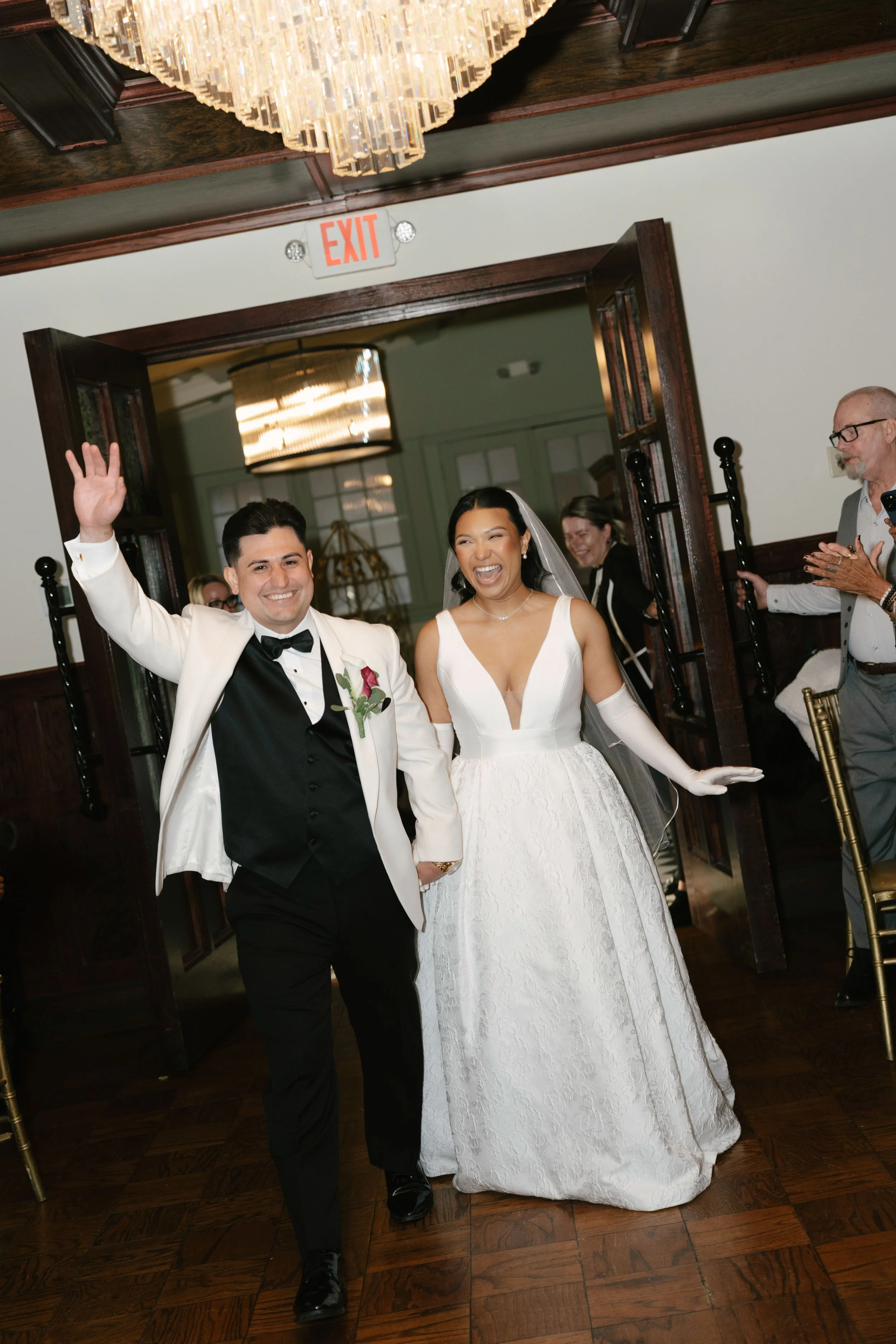 The reception at Hotel DuVillage kicked off with an unforgettable grand entrance as the bride, groom, and their loved ones filled the room with energy and excitement. From the first dance to the celebration that followed, every moment was captured on