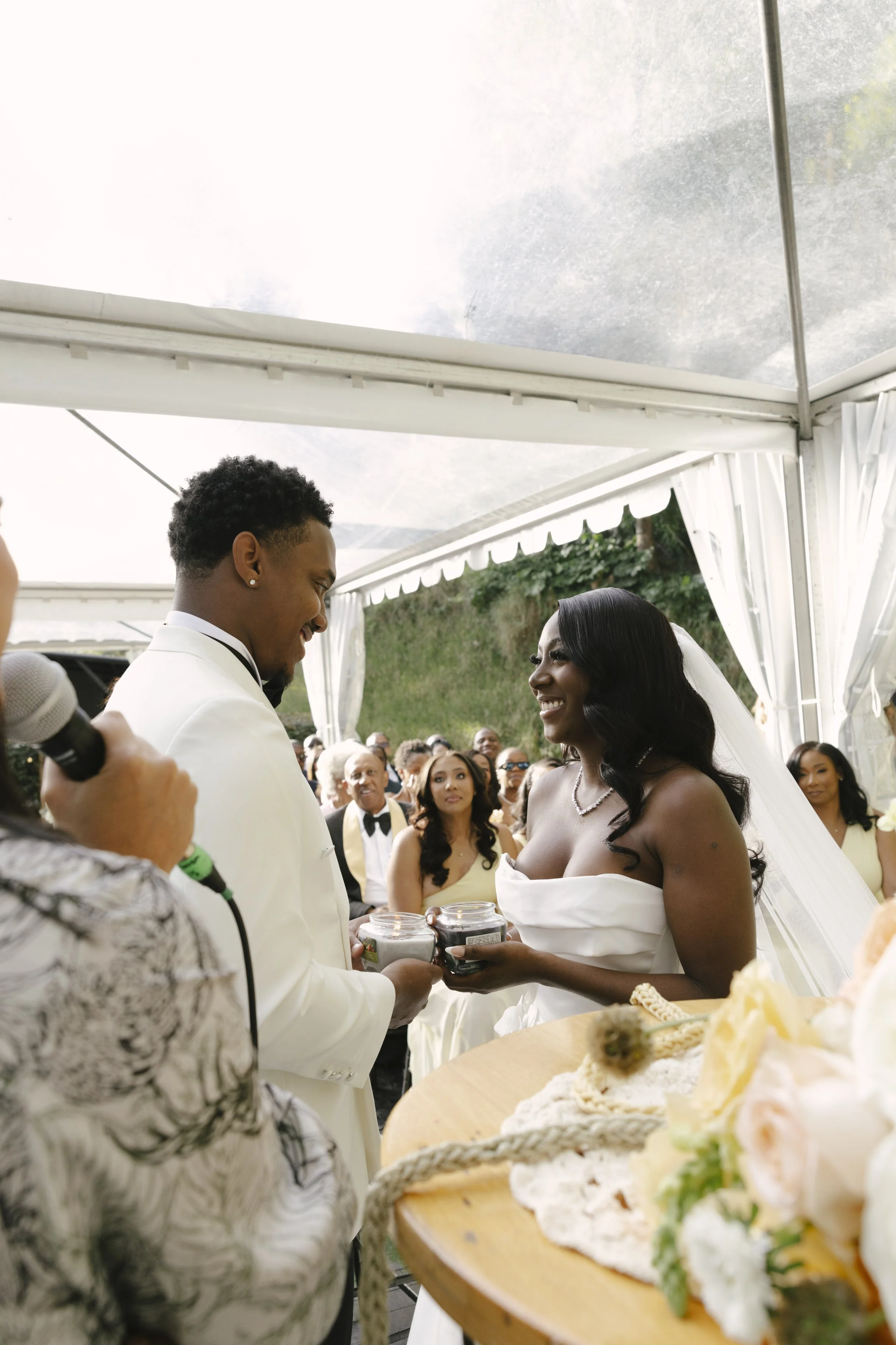Forest Campestre wedding ceremony in Medellín, Colombia featuring the bridal processional, groom's reaction, emotional ceremony moments, floral aisle design, wedding guests, and documentary-style wedding photography