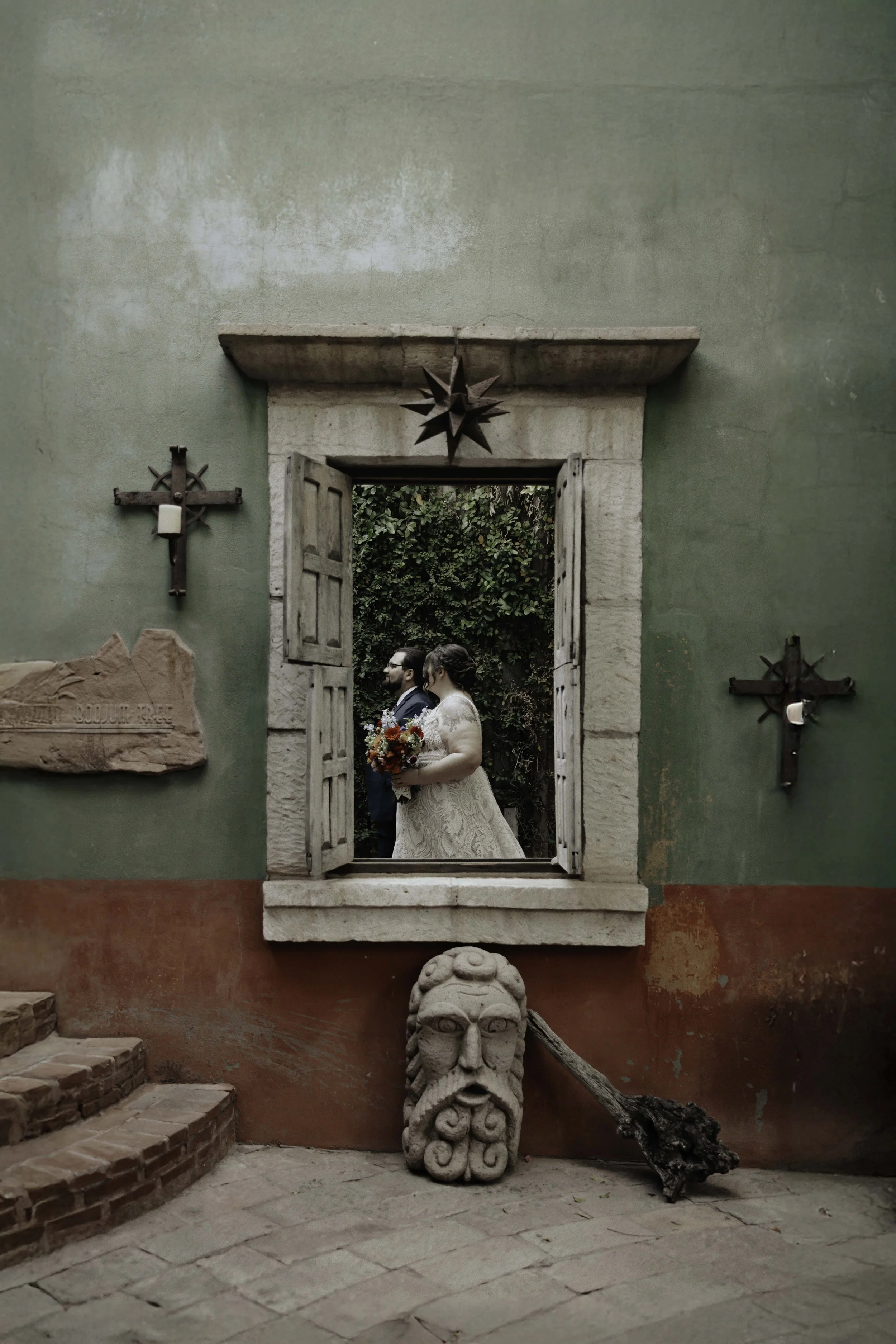 After the ceremony, Lauren and Joel explored the beautiful garden paths and adobe architecture of the Boojum Tree for their wedding portraits. Surrounded by desert greenery and warm Phoenix light, these moments captured the joy and excitement of thei