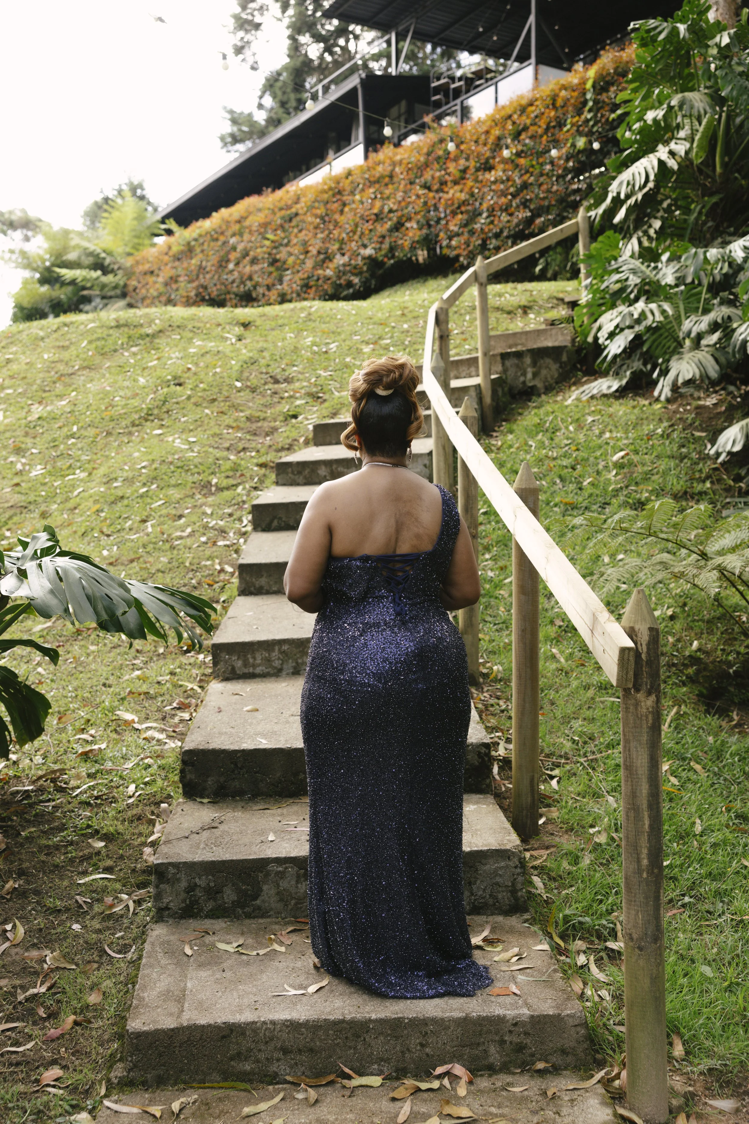 Documentary destination wedding photography at Forest Campestre in Medellín, Colombia featuring an intimate first look, modern wedding details, emotional portraits, ceremony, reception, and candid moments captured by Arizona wedding photographer Raw 