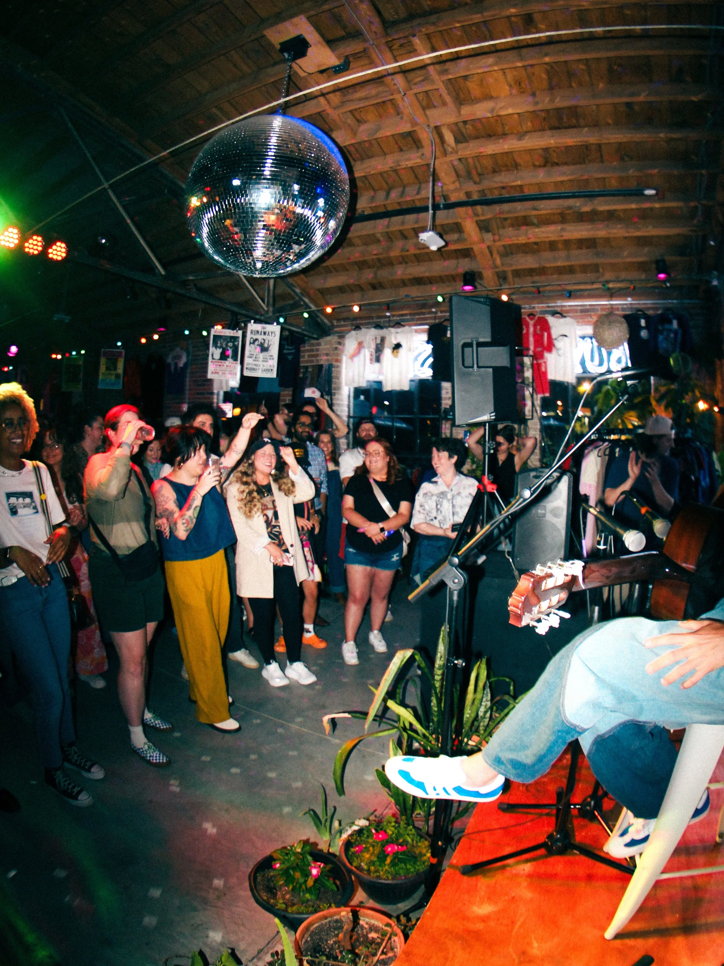 Crowd enjoying an intimate Medium Build live performance at Garage Sale Bar, an East Nashville music and private event venue.