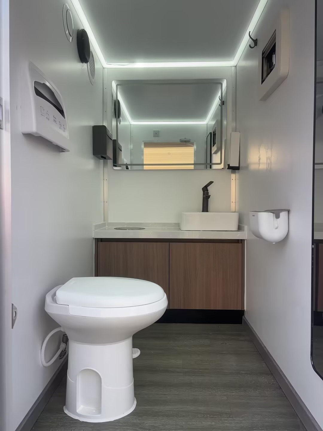 Modern upscale toilet trailer with climate control