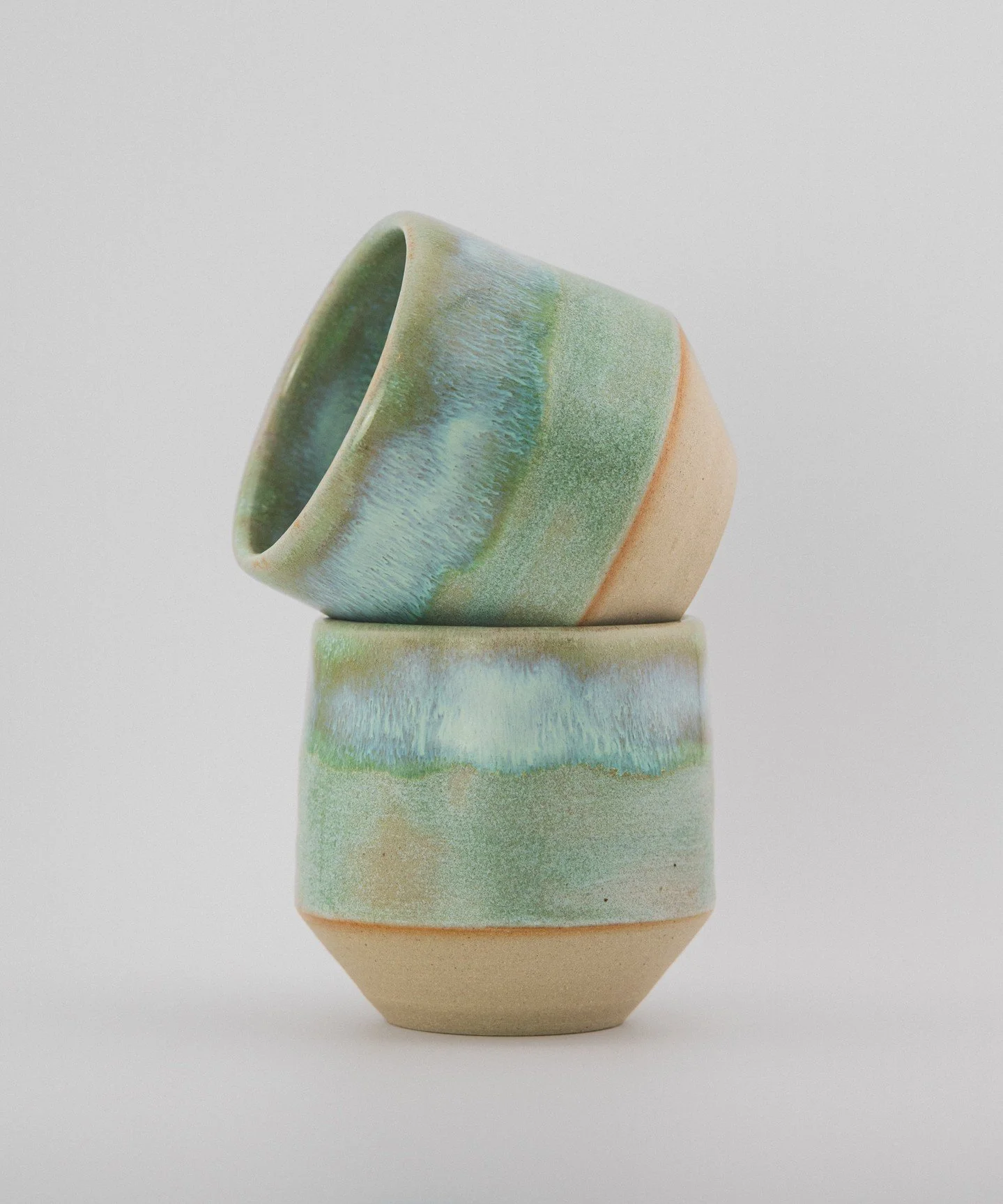 Close, but not there.

More experiments and mostly failed pieces from earlier this year.

#pottery #ceramics #ceramicart #potteryprocess #ceramicartist