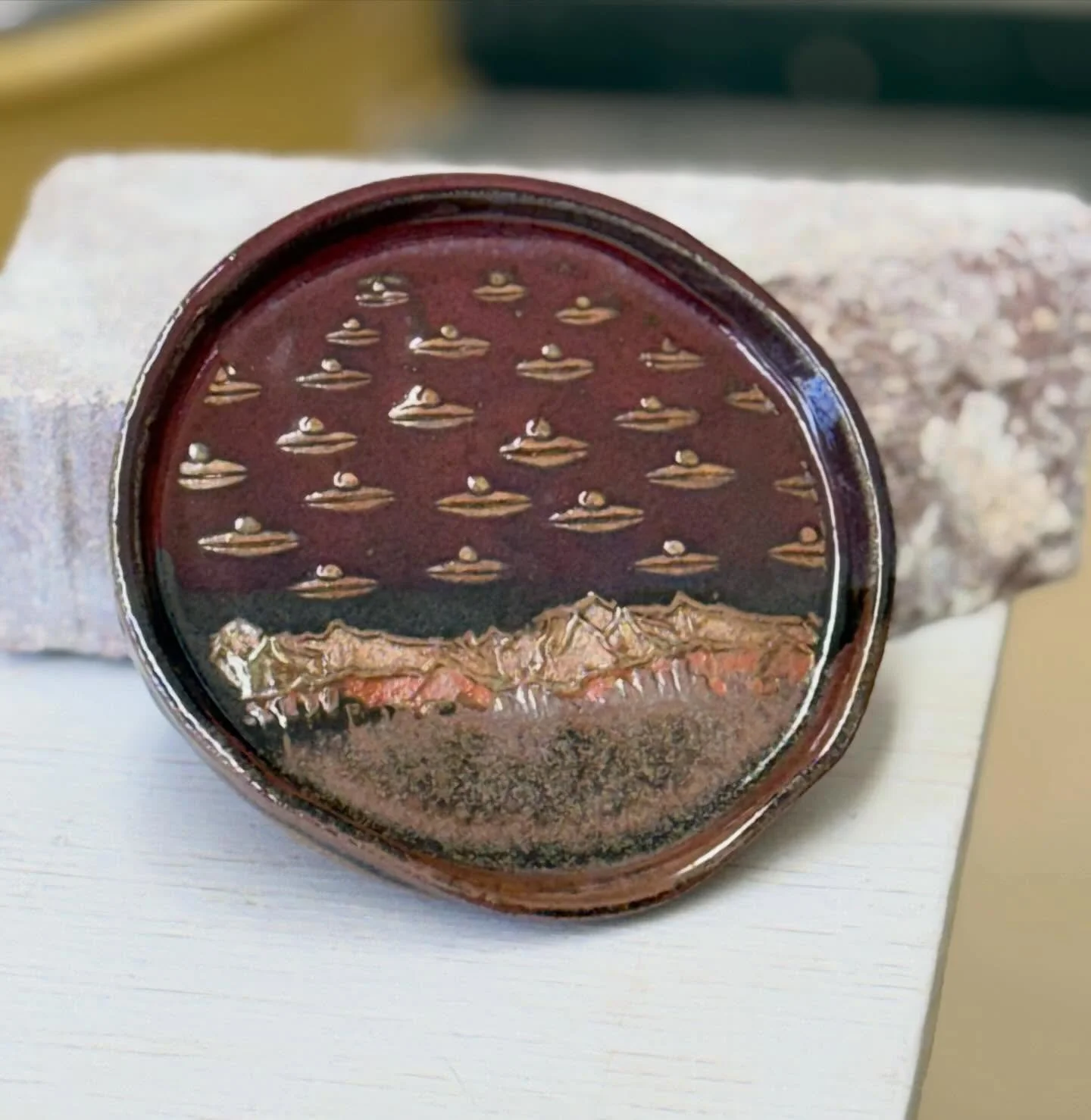 &ldquo;I&rsquo;m not saying it&rsquo;s aliens, but... it&rsquo;s aliens.&rdquo; Check out this super fun spoon rest I just pulled out of the kiln! I will be be posting previews this week of the online shop drop that I should have ready for you by nex