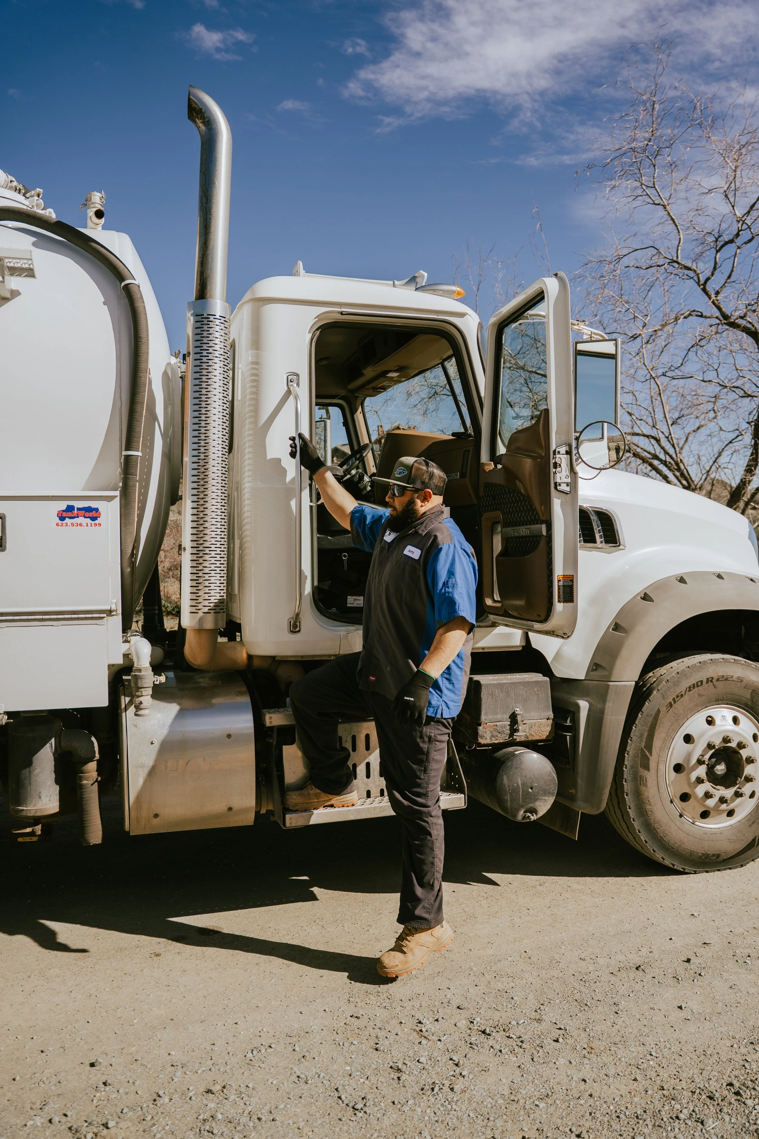 JT's Septic truck arriving at a location to do septic tank pumping in Yavapai County, AZ