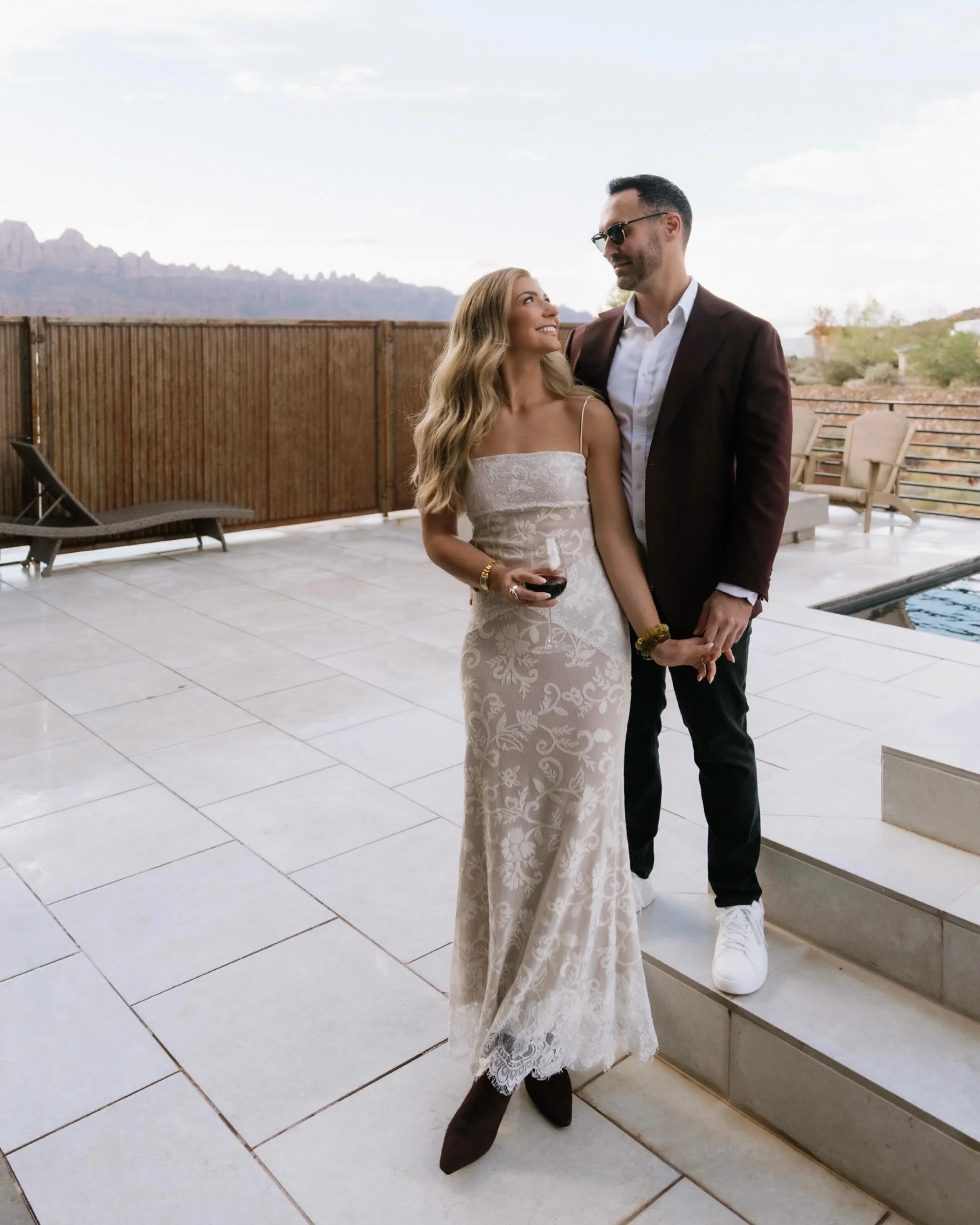 welcome to the wedding weekend 🍸

&mdash; 

dress @yellowthelabel 
boots @sam_edelman 
hair @hross2108 
makeup @katielivingston1