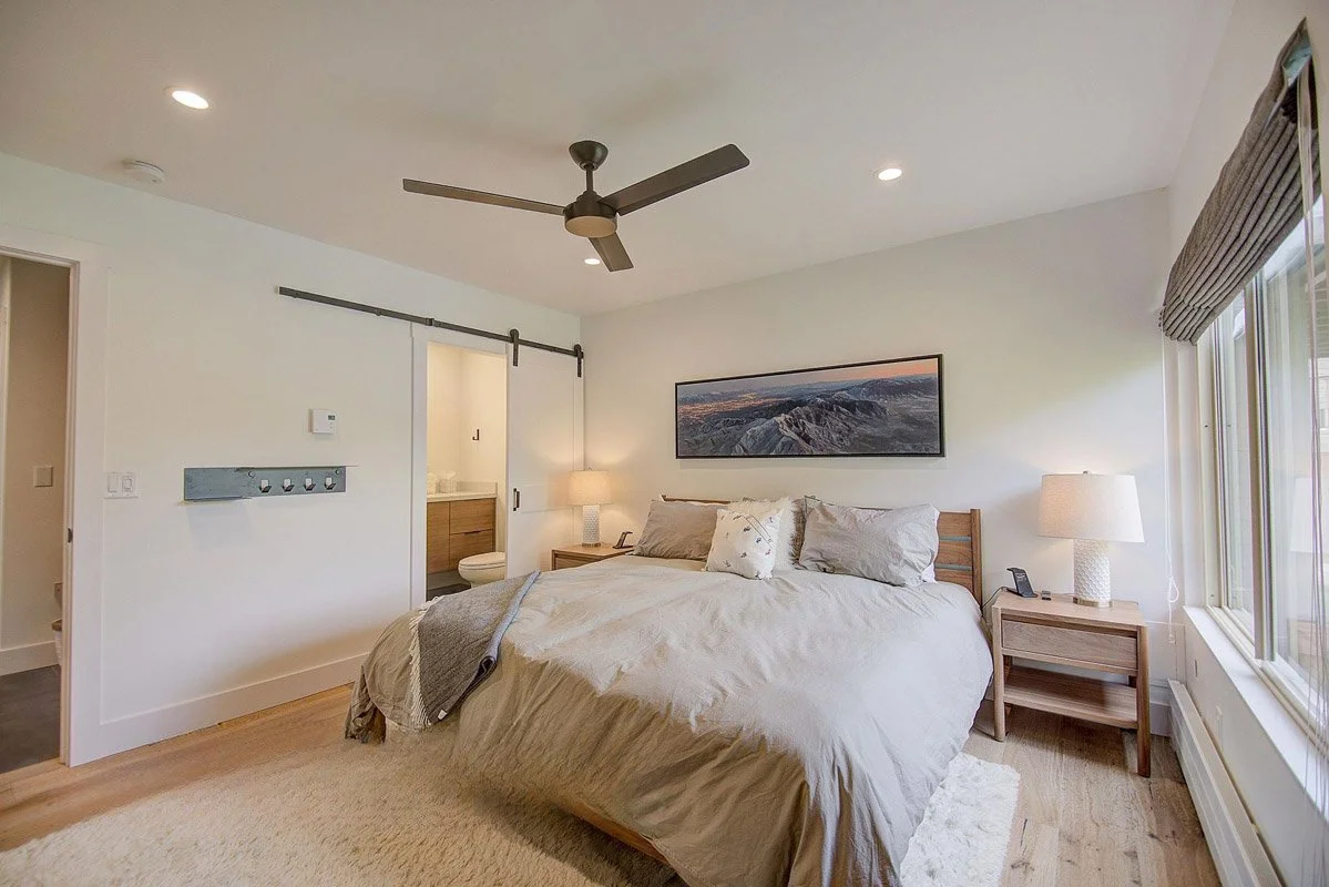 18 - 2100 Canyons Resort #1B.jpg