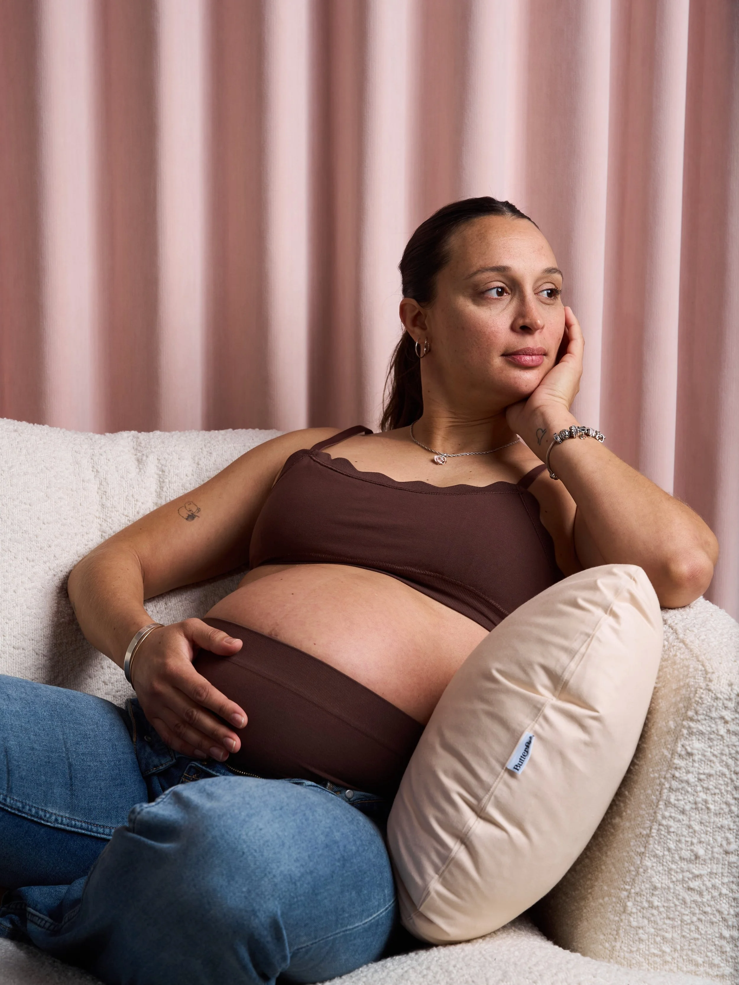 The pink curtain doing what she does best 💅🏼
The dreamiest backdrop for the sweetest mama-to-be moment.

Shot by @wilhelminamartens 
Edits by @ateliersocialagency 
Client @butterfly.pillow