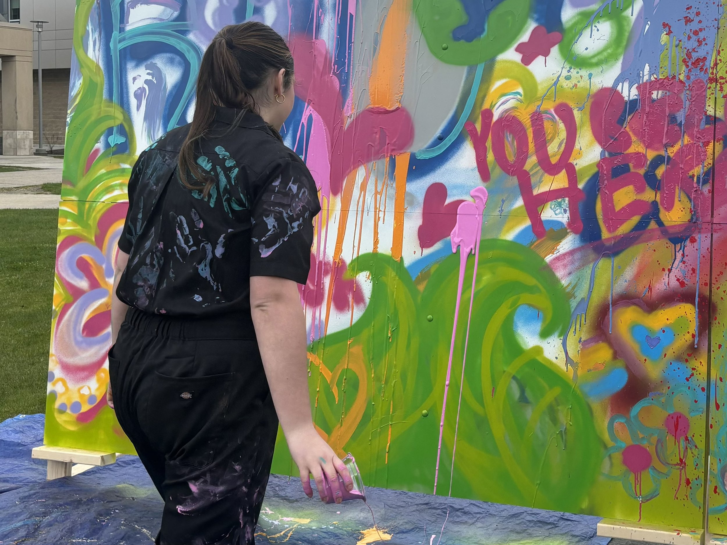 Paint Throw Close.jpg