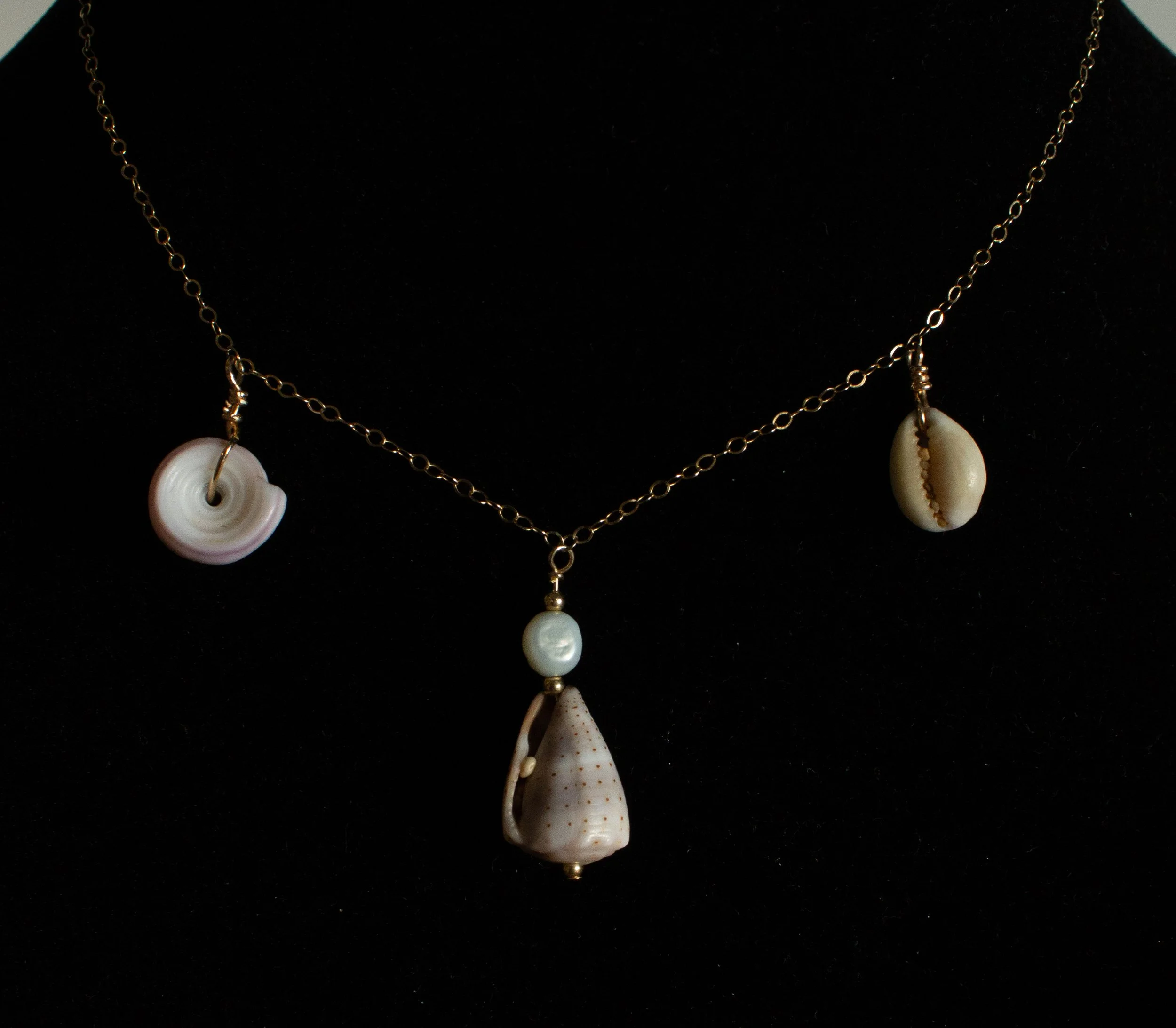 Puka Abbreviated Cowry Necklace