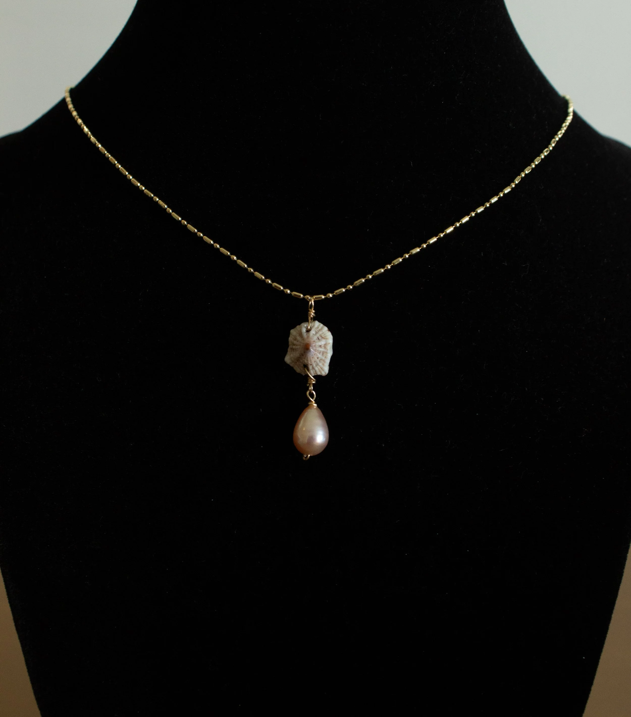 Opihi Pearl Necklace