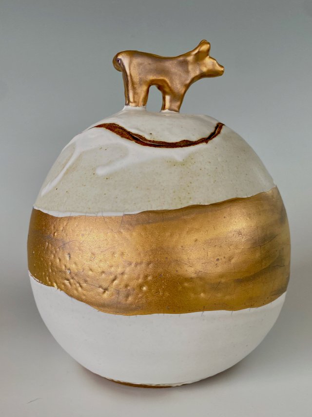 Golden Dog Pot