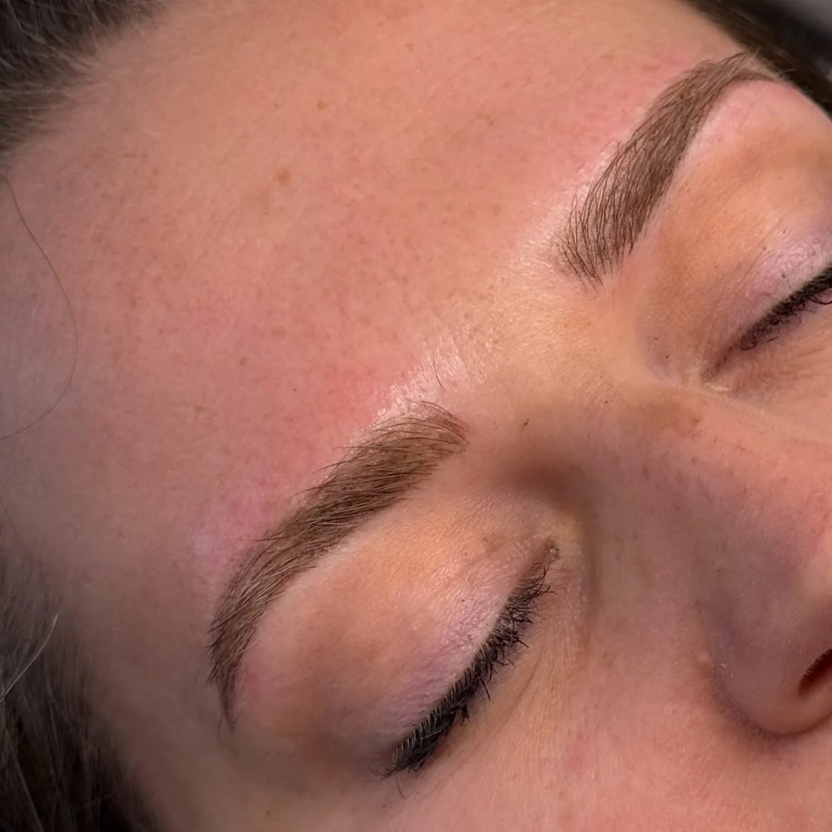 Stay ready so you don&rsquo;t have to get ready ☀️

Yearly touch-ups for your PMU are not optional! 

They are essential. Over time, pigment fades, skin changes, and your results won&rsquo;t hit the same if you neglect them. A simple refresh keeps ev