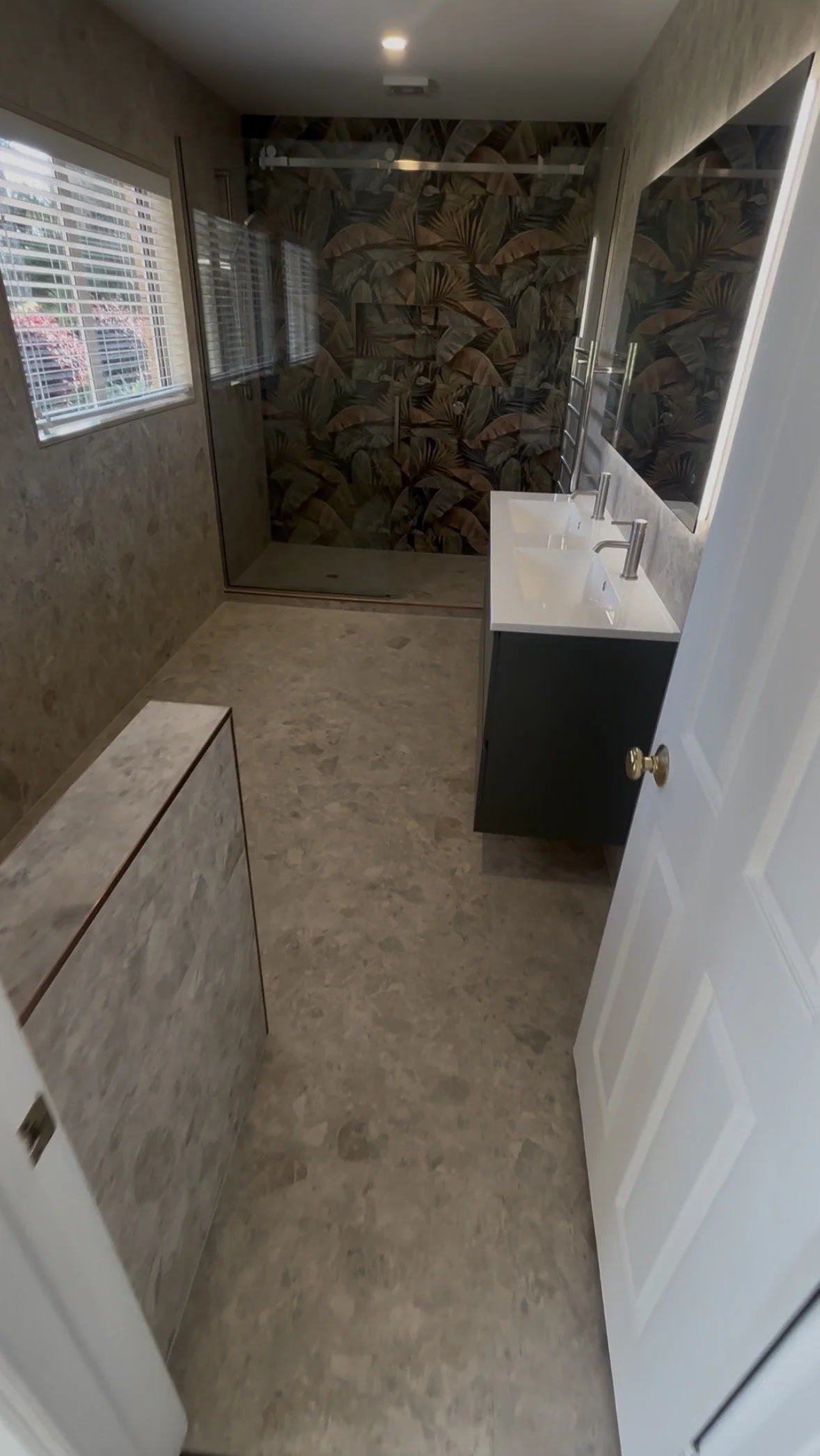 Wall and floor tiling