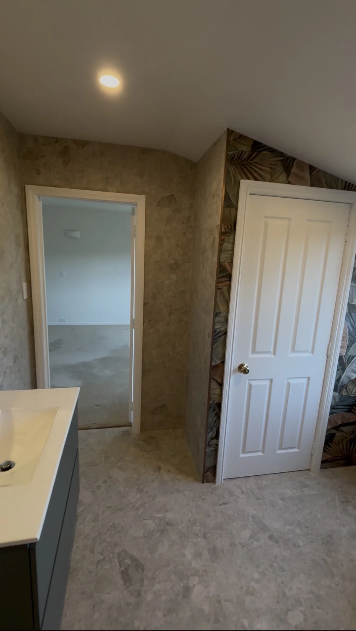 Wall and floor tiling