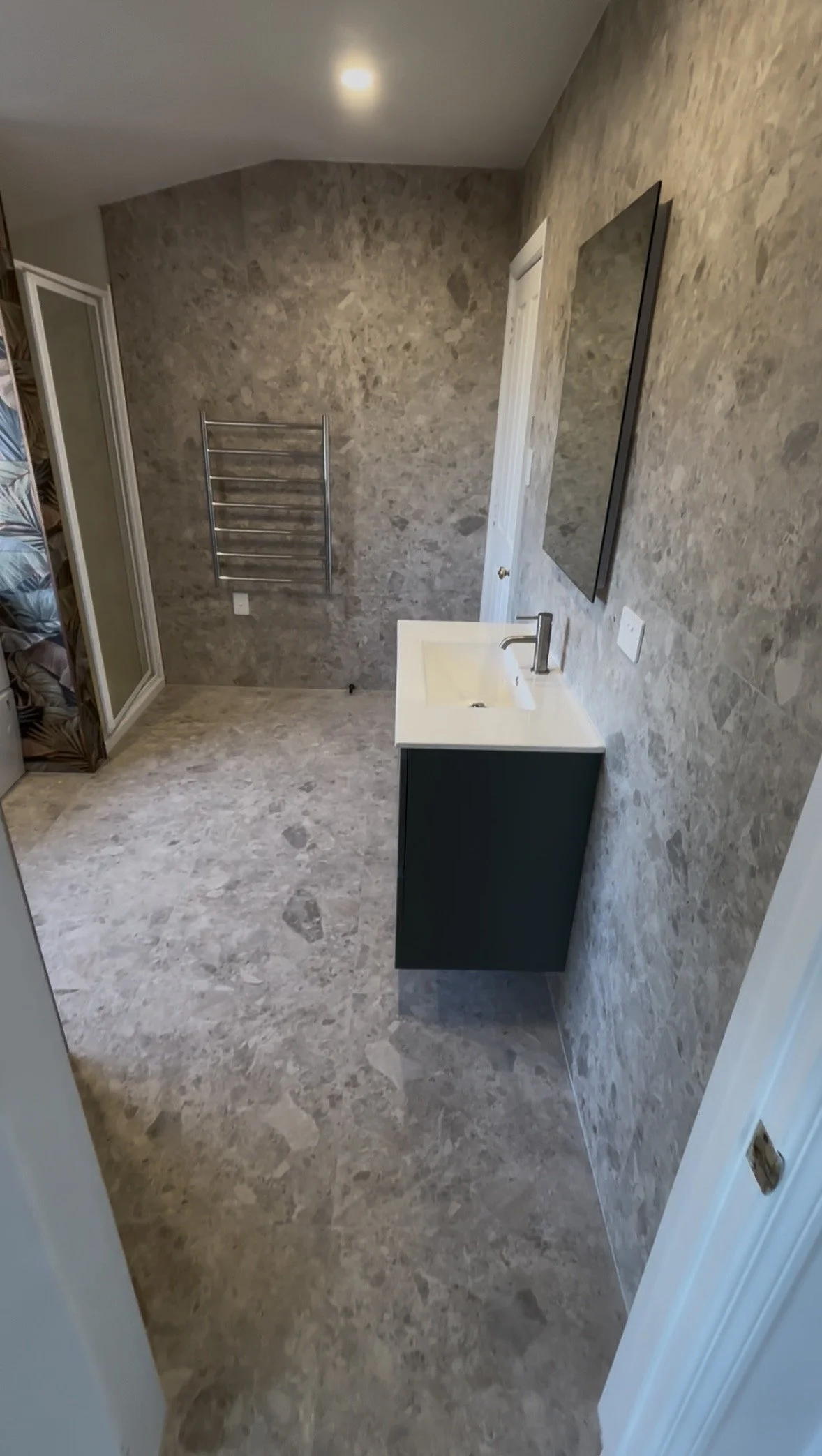 Wall and floor tiling