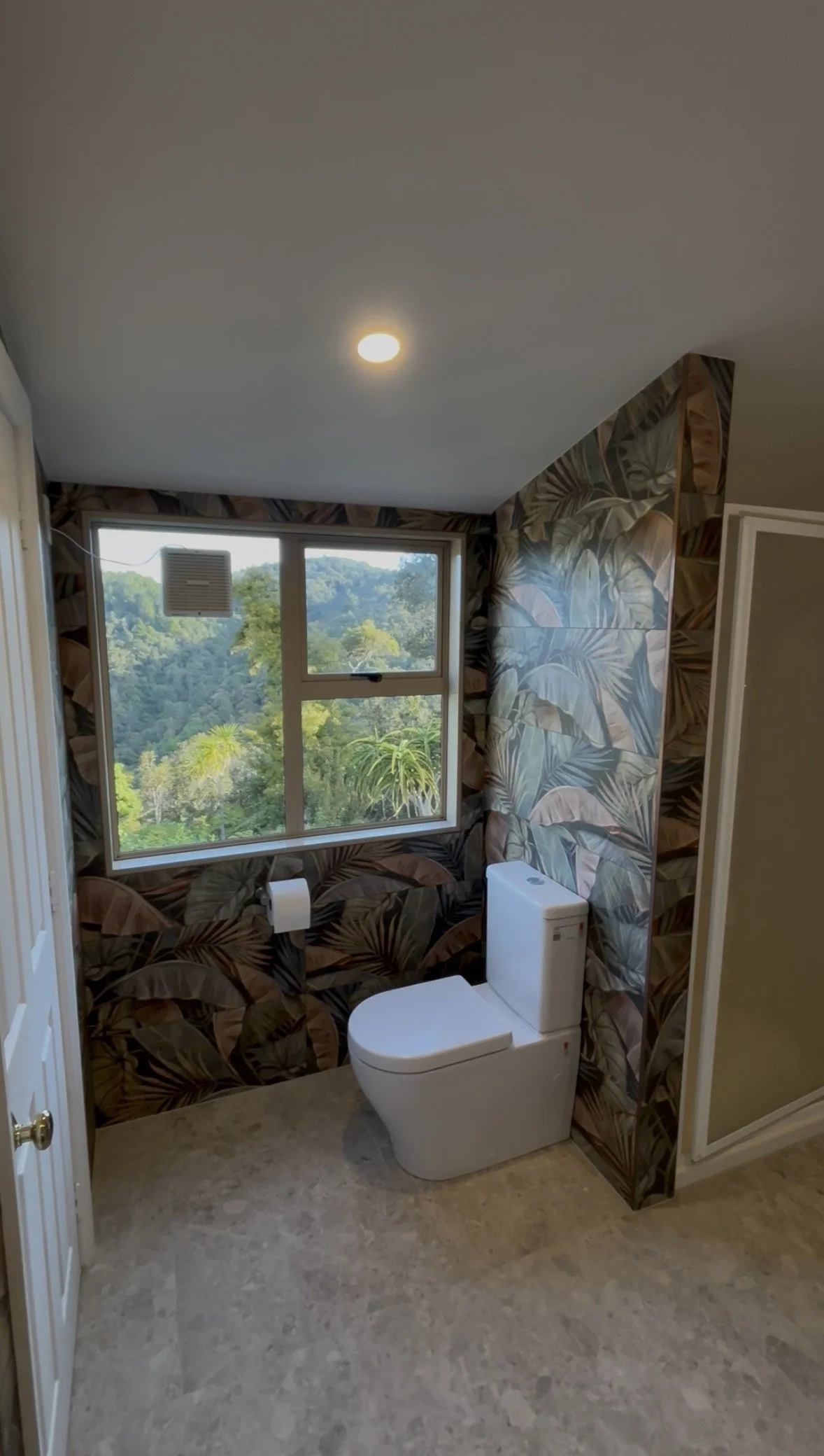 Wall and floor tiling