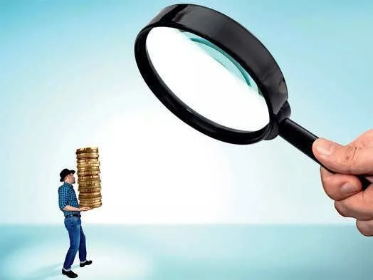 Self-Funded Search vs. Traditional Search Fund: Which Path Is Right for You?