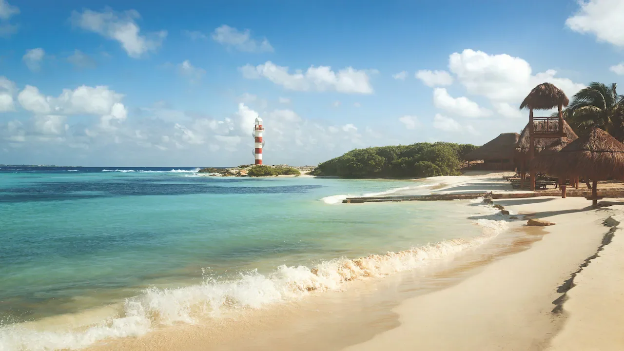 Hyatt Ziva Cancun Lighthouse