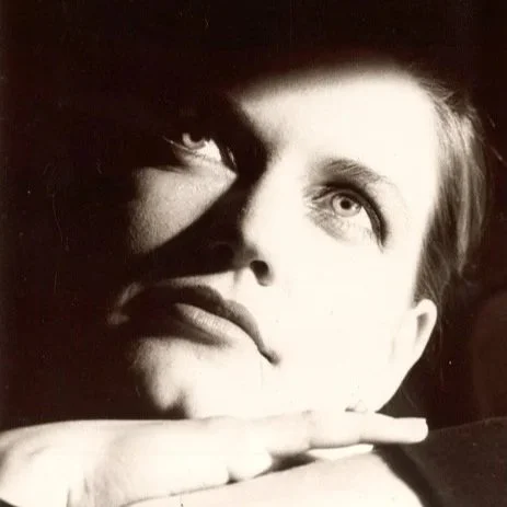 McCALL (nee Webber), Dr Bernadette Kay