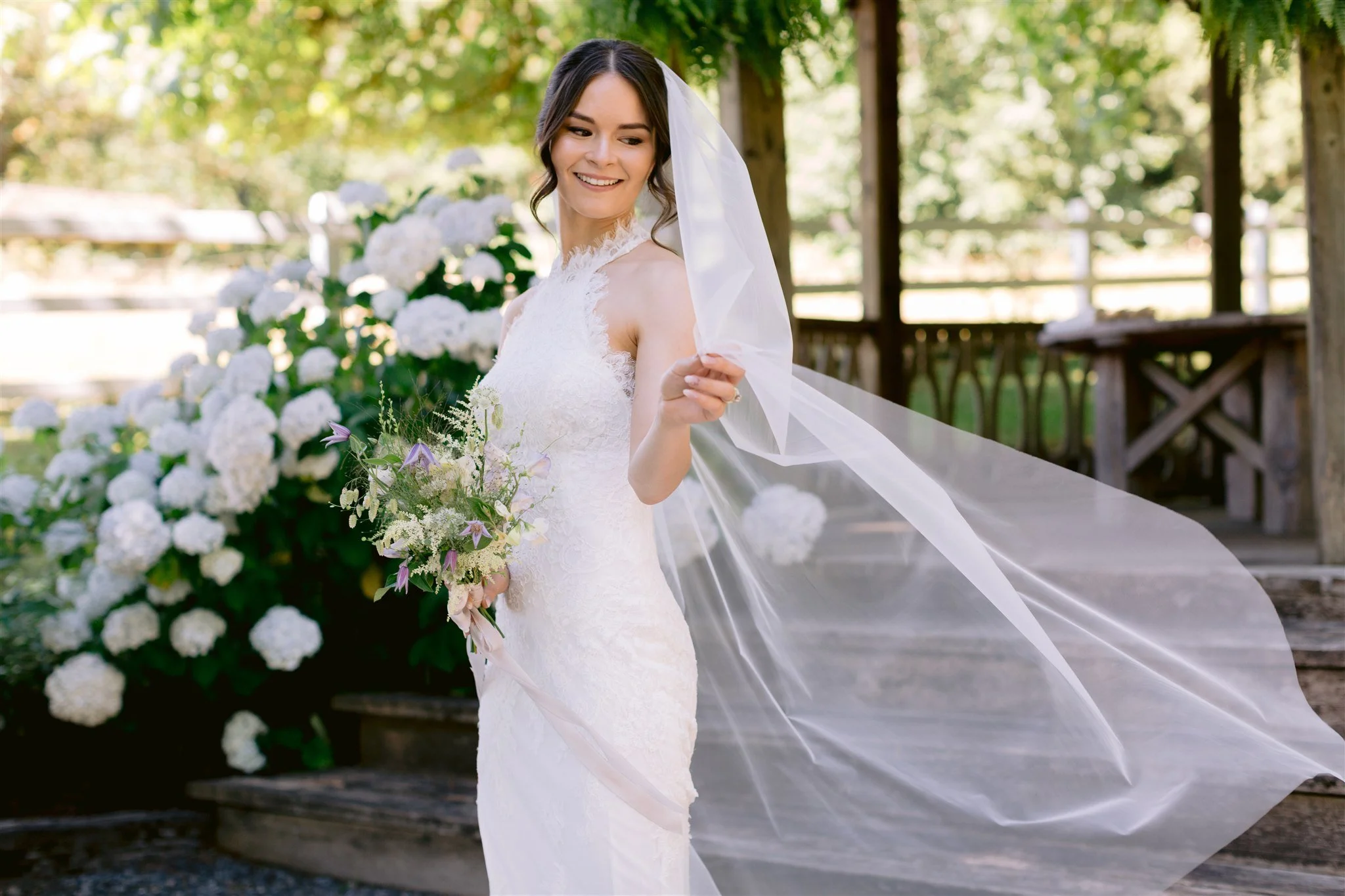 Photographer  Aika Foz
Florals Letter to Flora
Hair & Makeup Stace, Bridal Beauty Agency
Wedding planner Like a Dream Weddings

