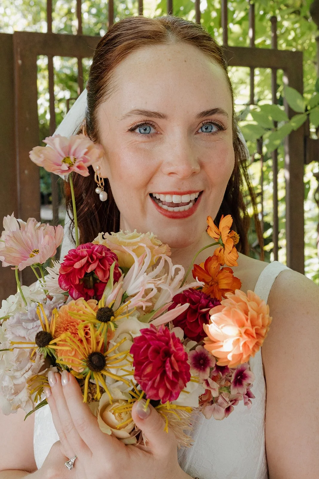 Makeup Coco, Hair Meghann Bridal Beauty Agency
PLANNER | @SGS.EVENTS
VENUE + CATERING + BAR | THE CORSON BUILDING
PHOTOGRAPHER | JESSIKA CHRISTINE PHOTOGRAPHY