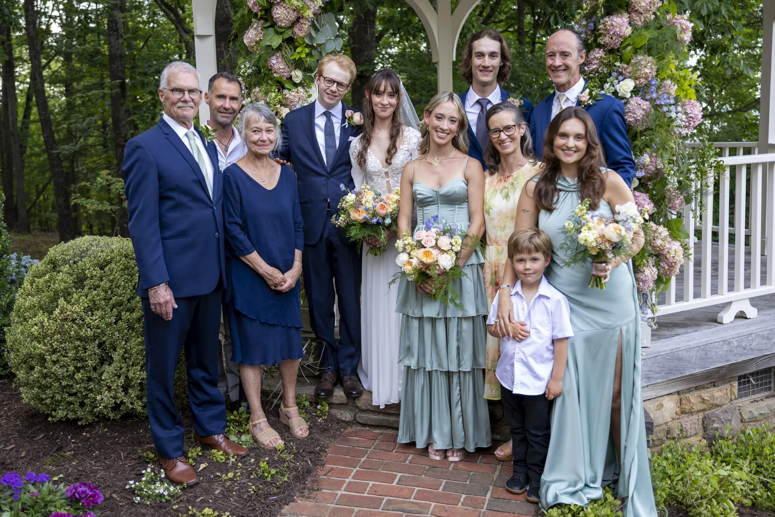 DR_RoachWedding5.30.26-139.jpg