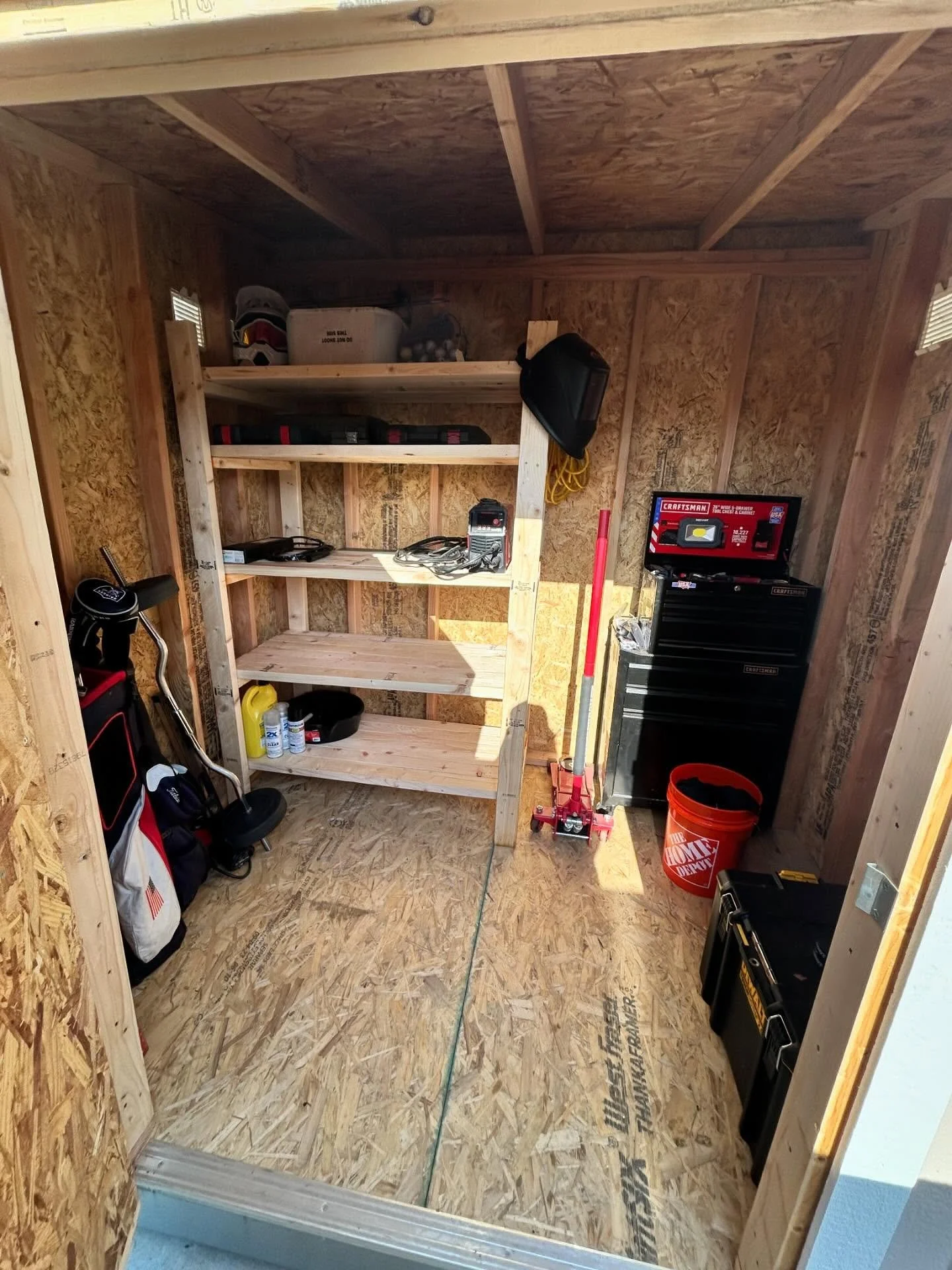 Practice what we preach.
Cleaned out the junk, got the shed dialed in, and ready for the next job.
Organization = efficiency 💪
#CleanWork #Hauling #JobReady #doublewideoutdoorservices