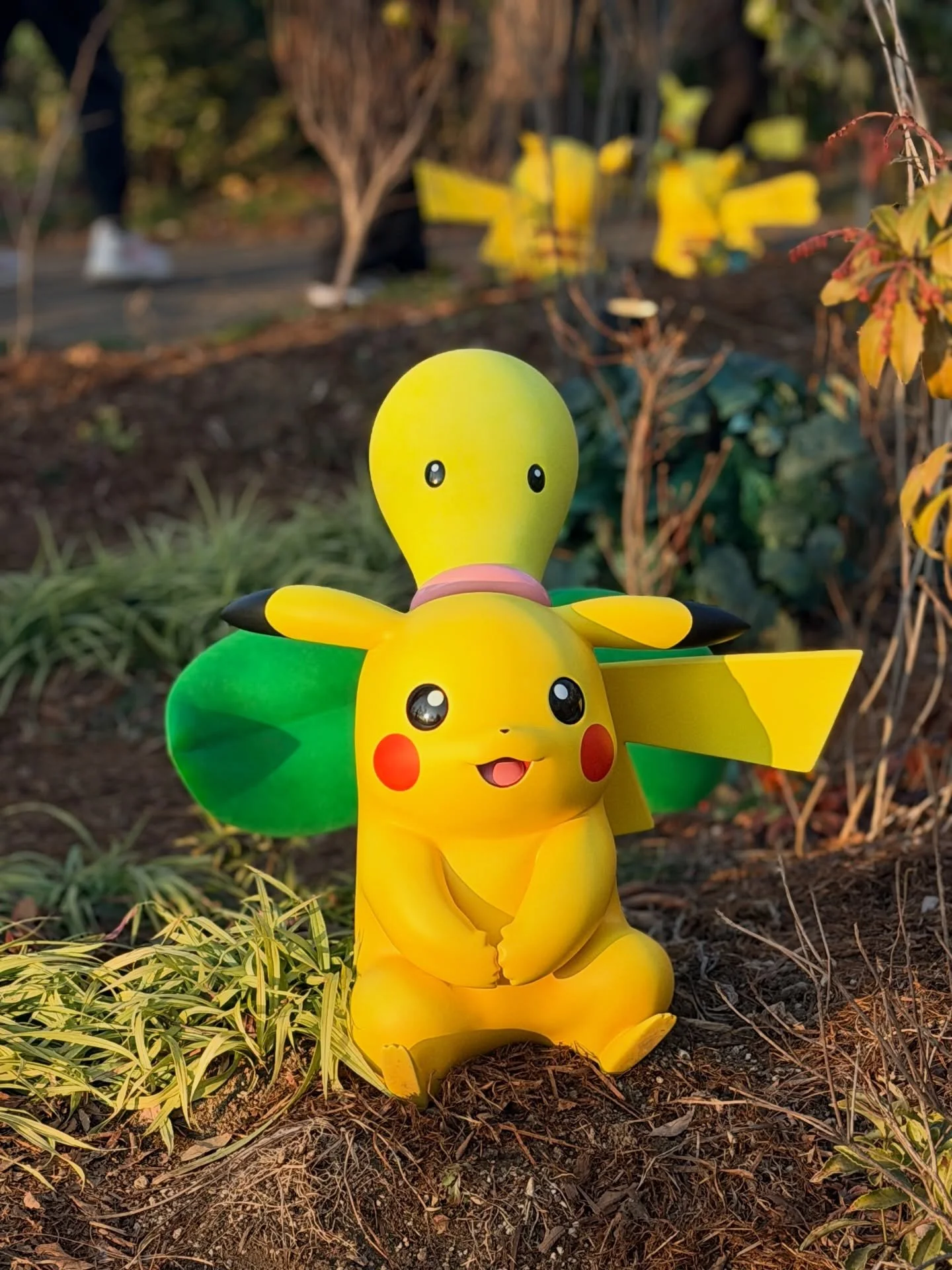 Part 3: Sadge Town Highlights and Overall Review
Continuing in Sadge Town:
&bull;  Food and beverage vendors are available; purchase early to avoid longer lines during peak lunch and afternoon hours. The offerings are reasonably priced and of good qu