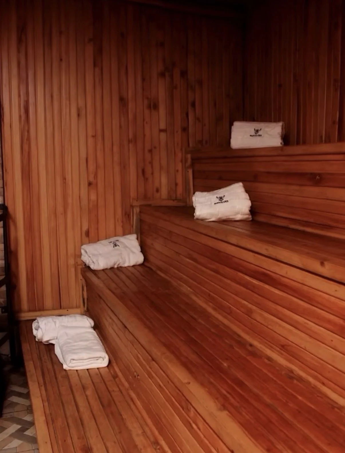 Sauna & Steam