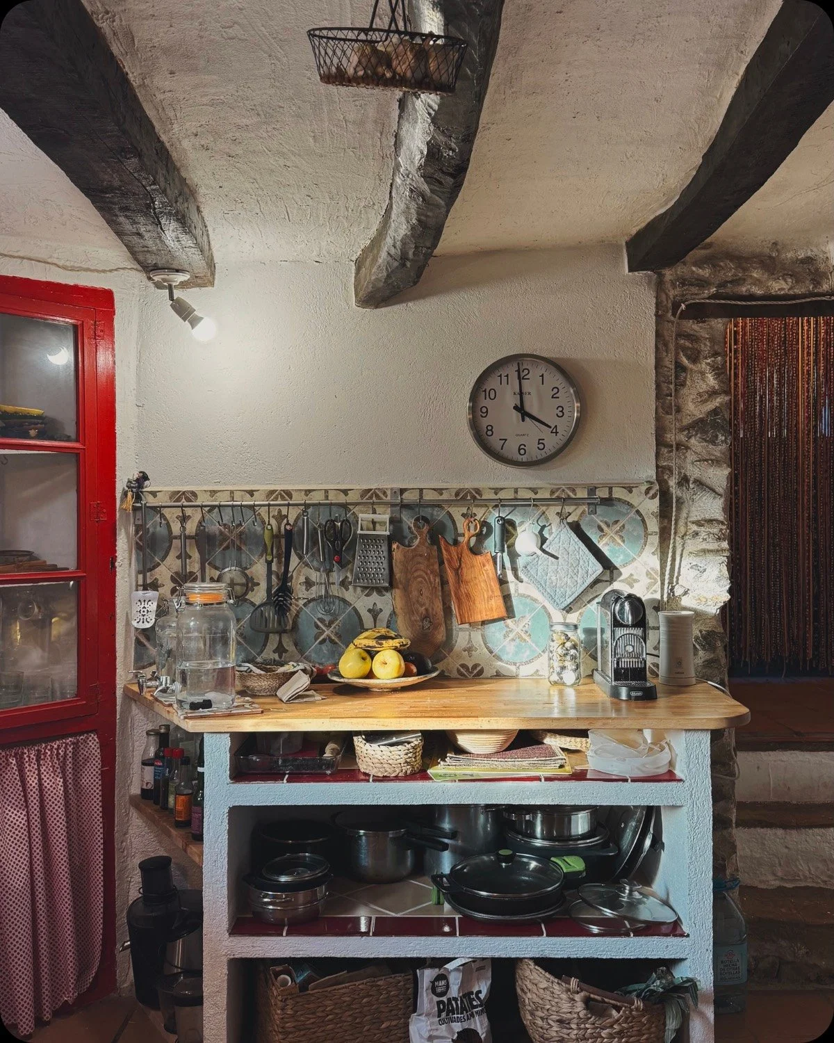 Retro kitchen in Spanish house