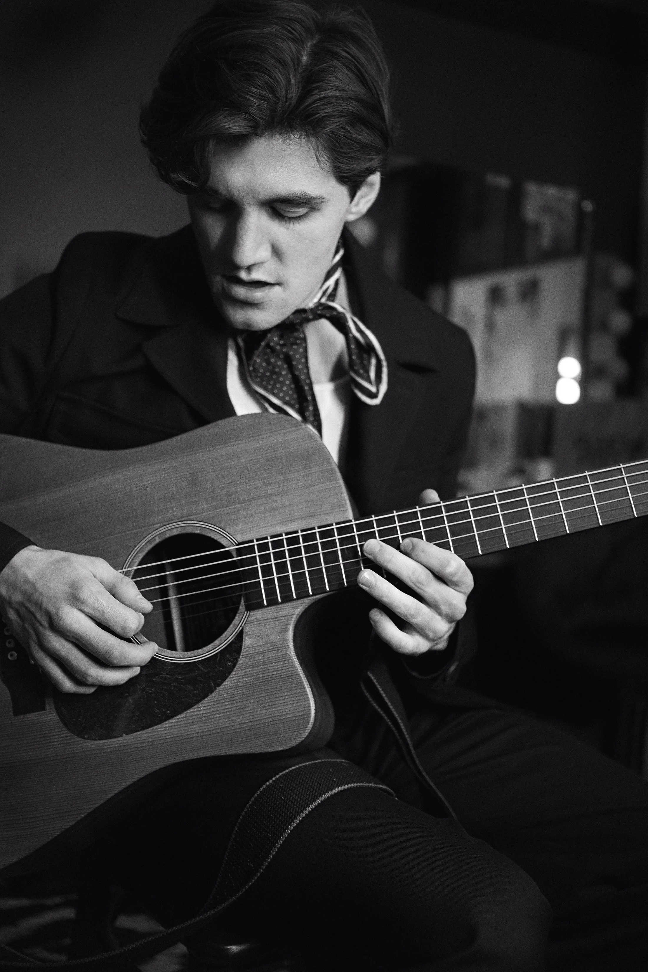 ELI GUITAR B+W.jpg