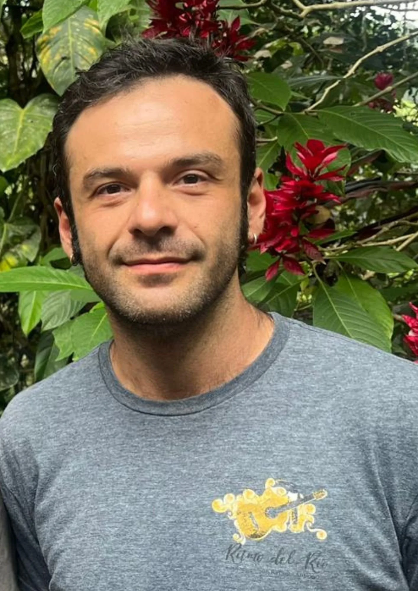 Learning Spanish in a natural setting near Medellín. Learning Spanish in a natural setting in Colombia. Spanish teacher Colombia. Spanish teacher Medellín