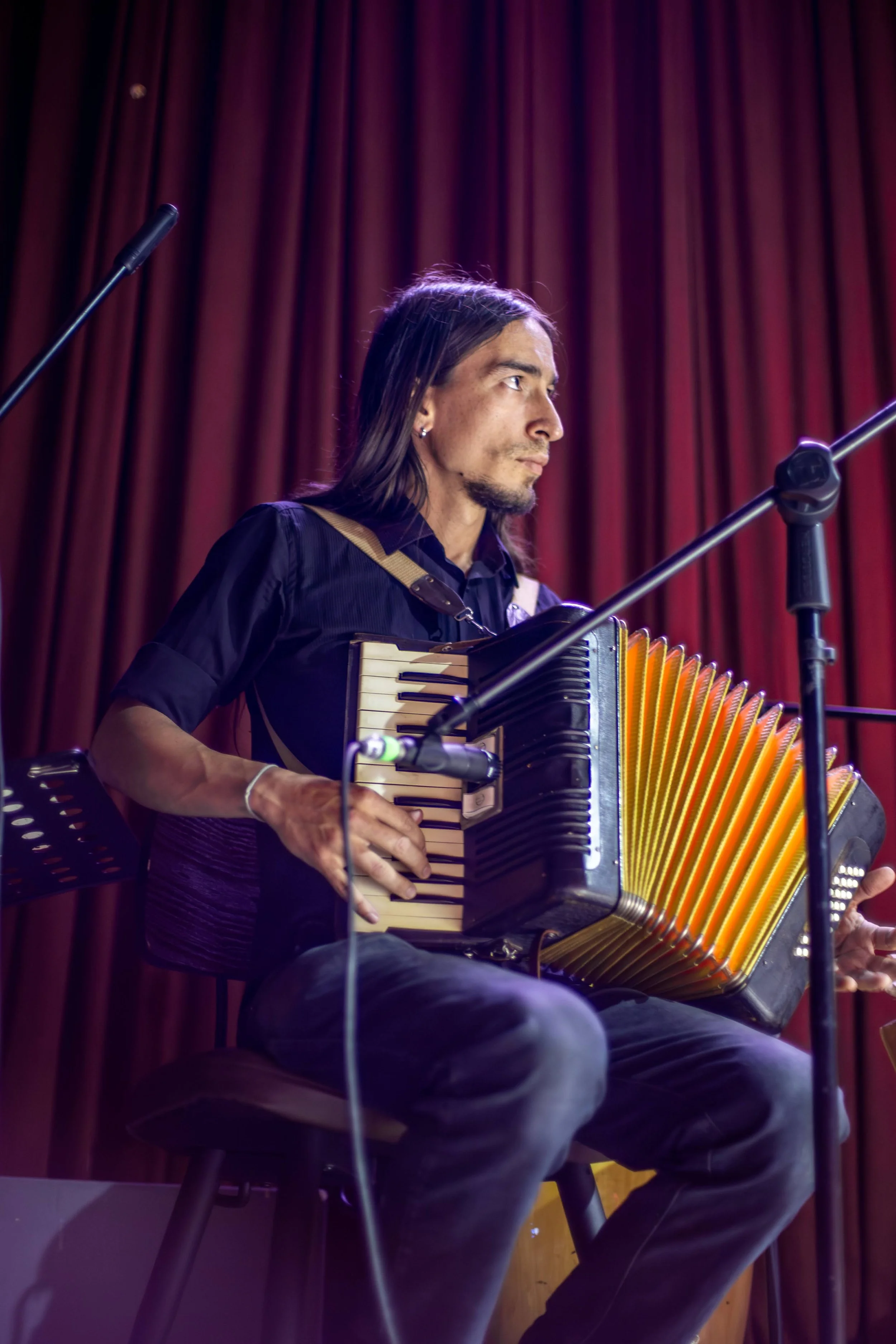 A colombian musician playing traditional music. Colombian percussion workshops in Colombia near Medellín