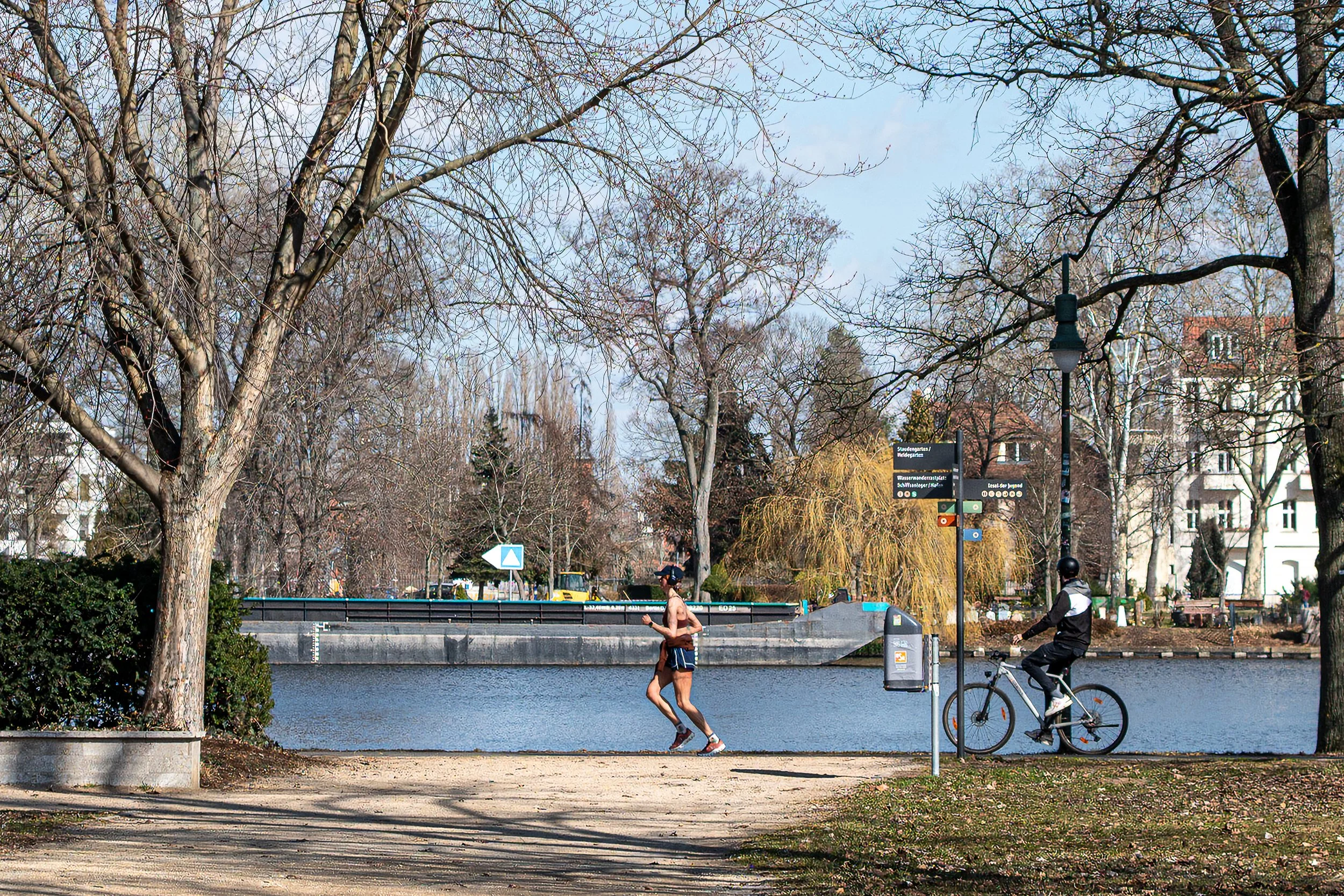 MJH-ENHANCED-260311-Photowalk-Treptower Park-009.JPG