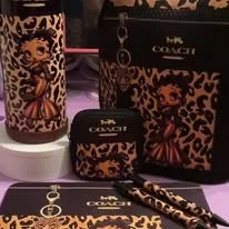 Luxury Fashion-Inspired Custom Gift Set
