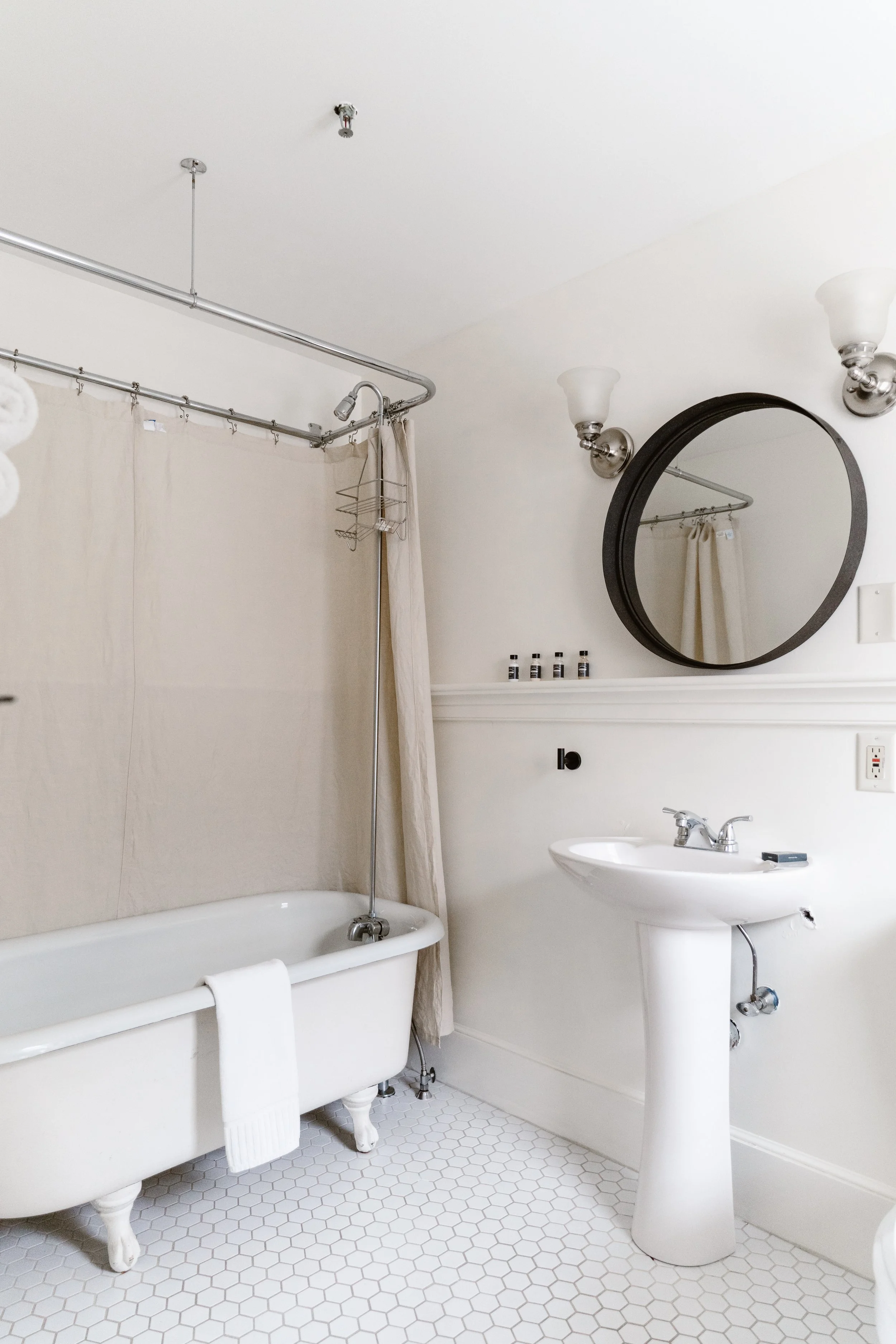 Guest Room Bath with Clawfoot Tub