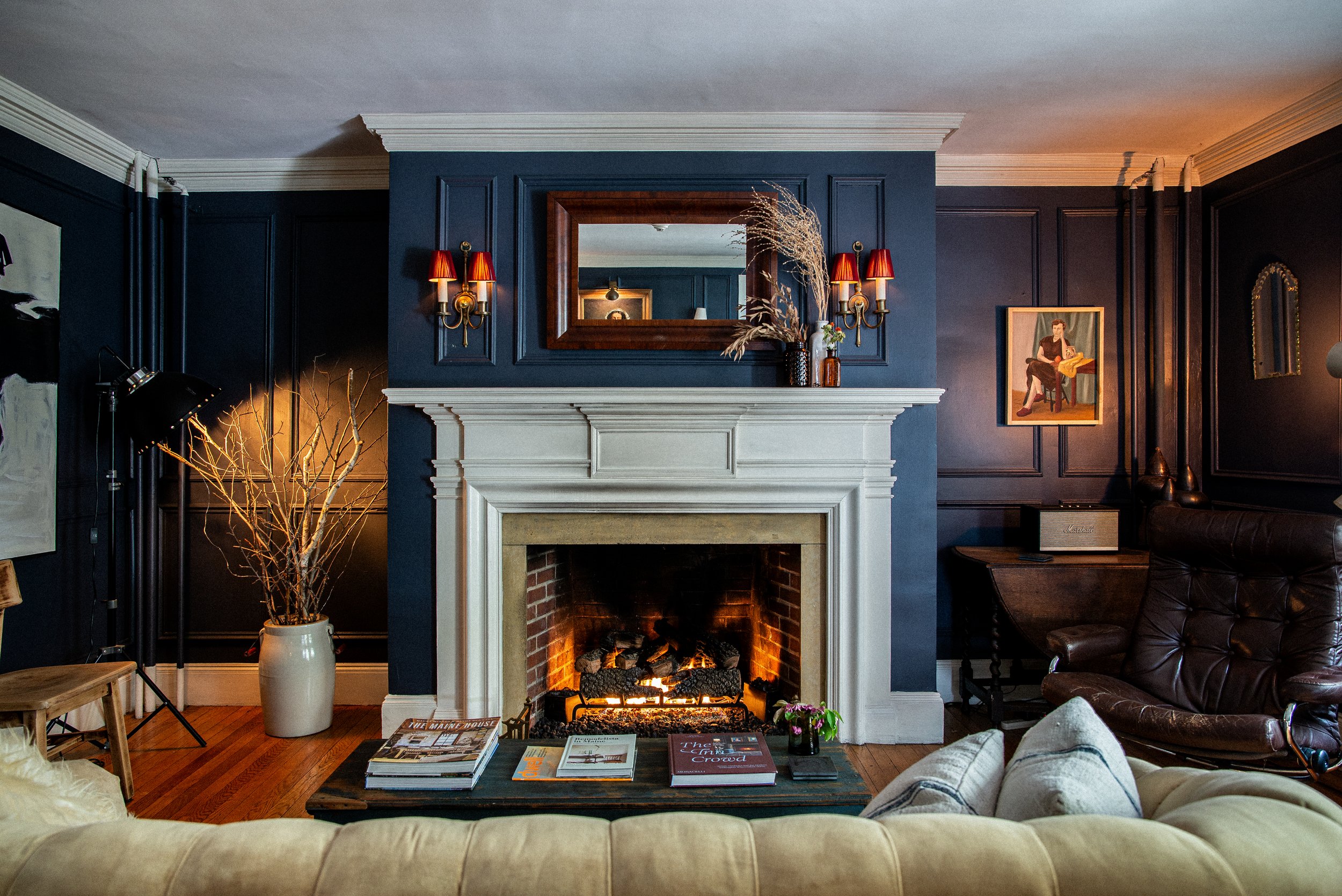 LINDSEY - LIVING ROOM NEW FIREPLACE GUARD-8.jpg