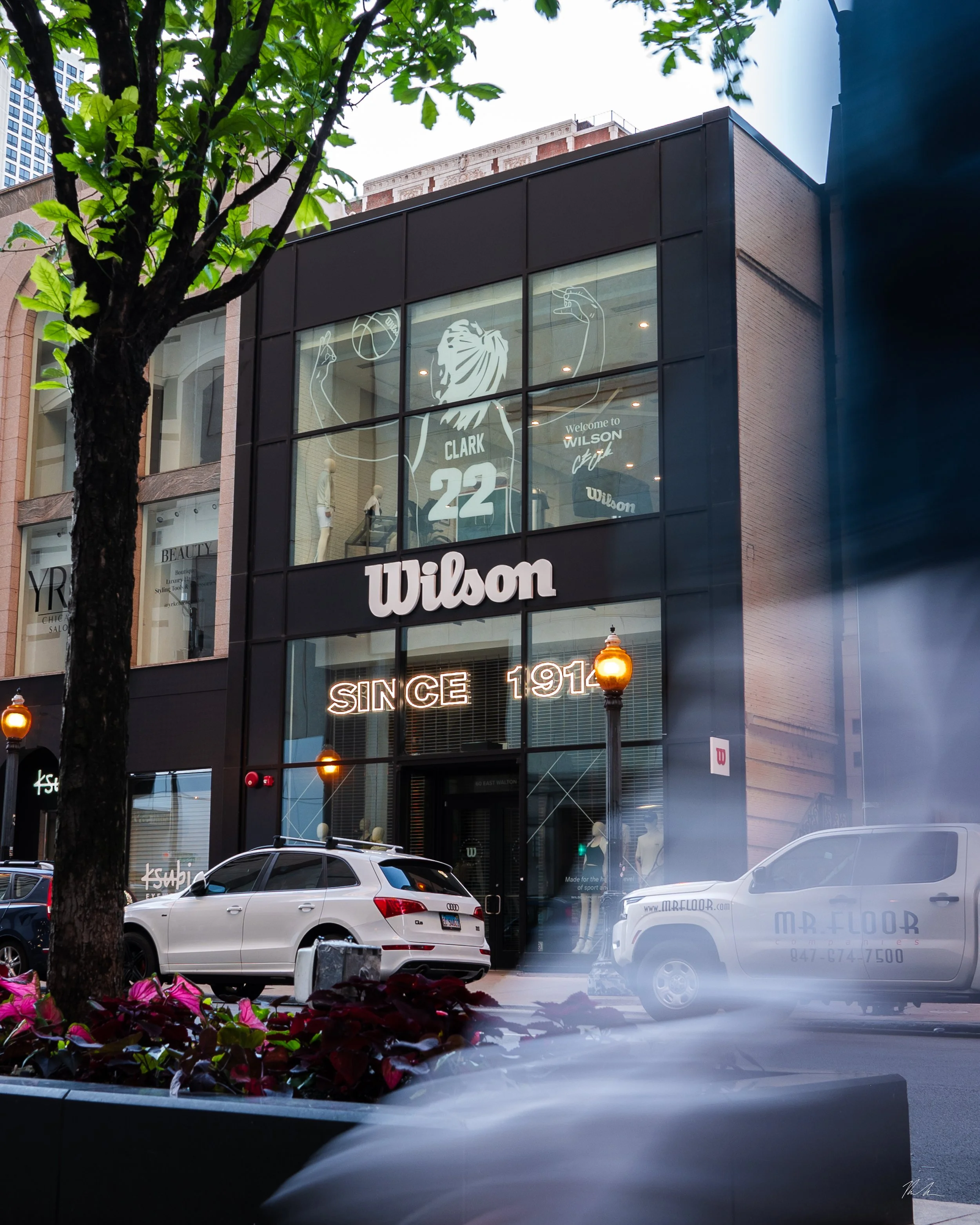  Retail, Photography 