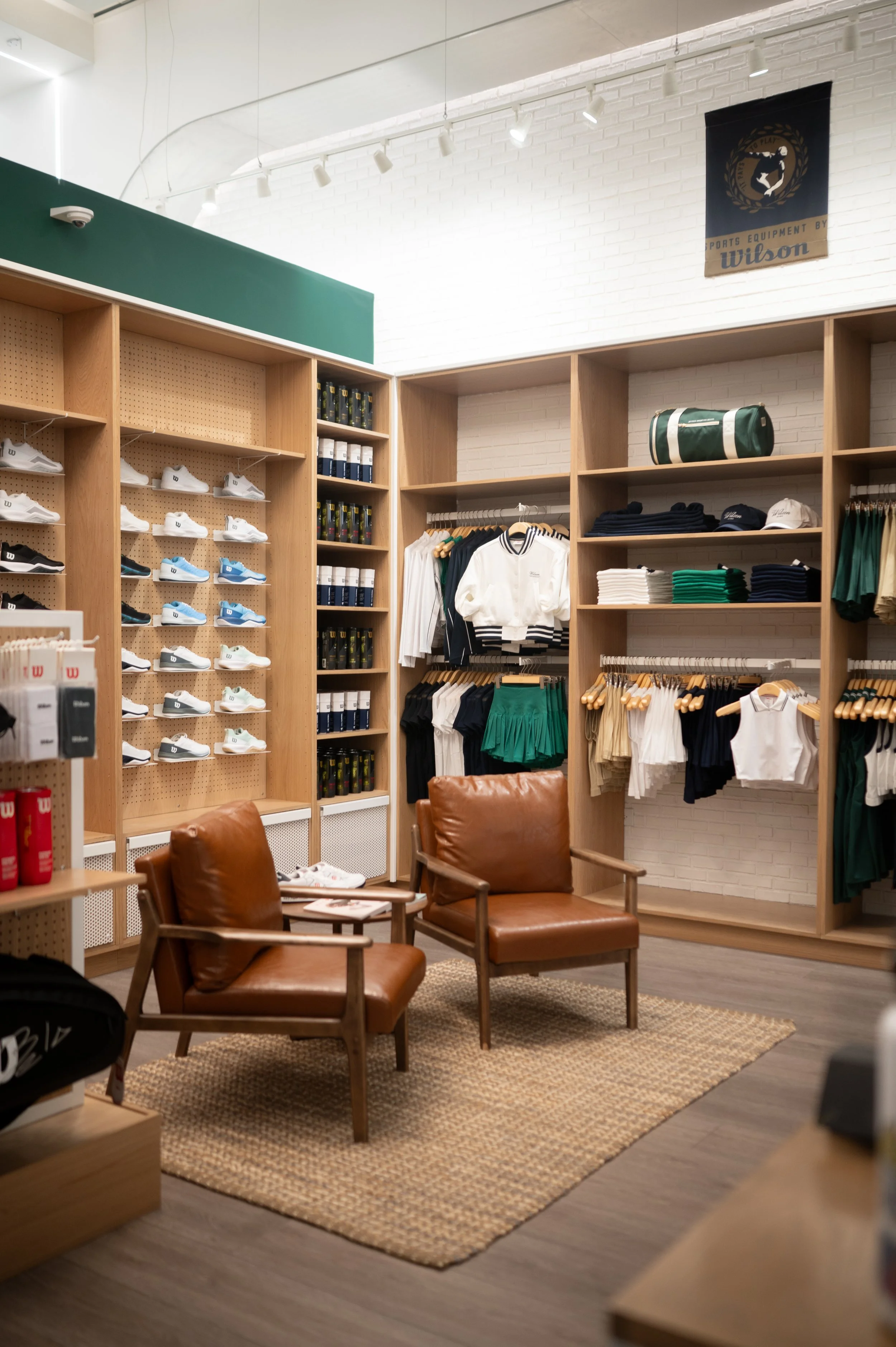  Retail, Photography 