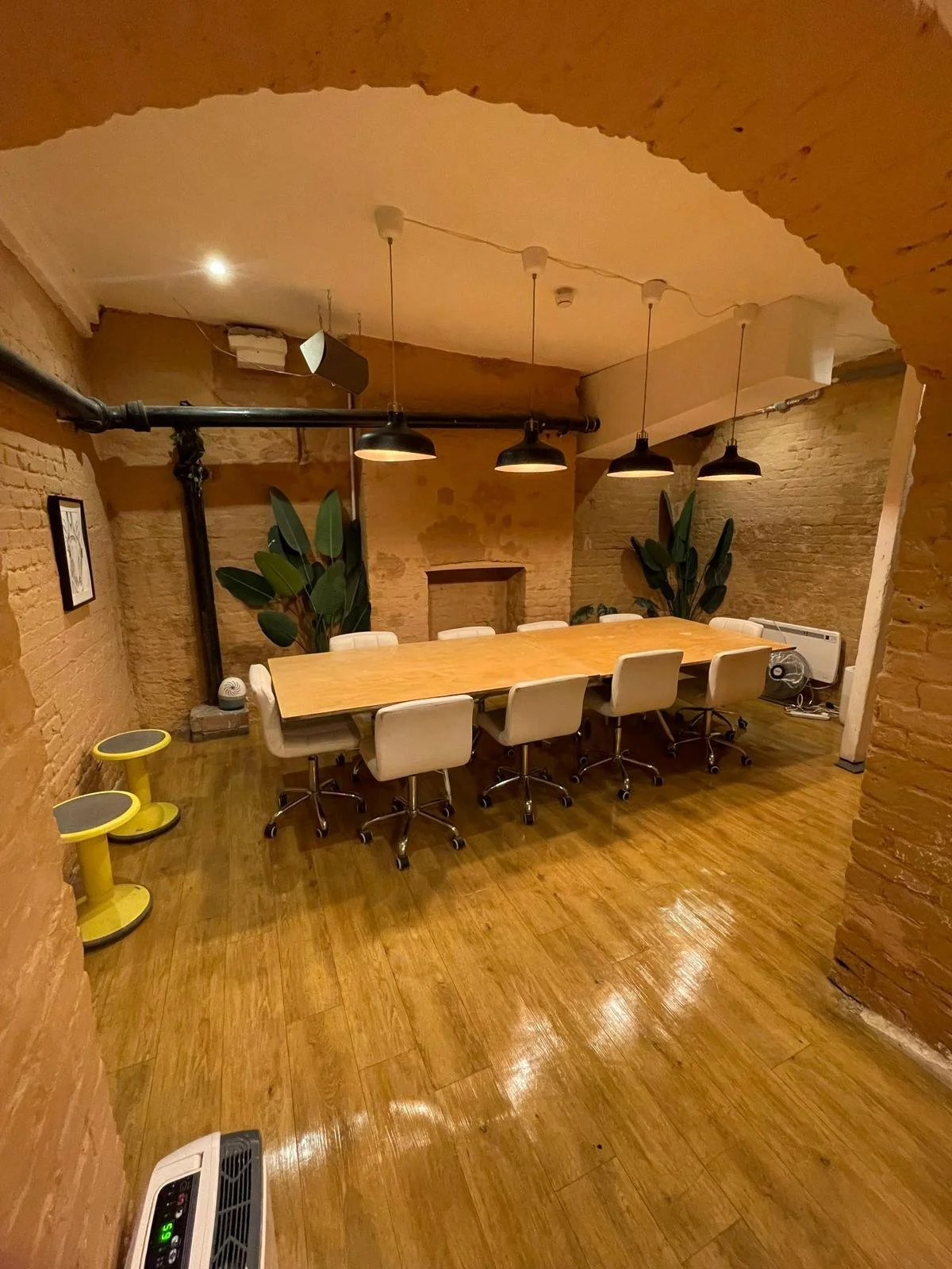 Professional cleaning services thorough, reliable, and tailored to your needs