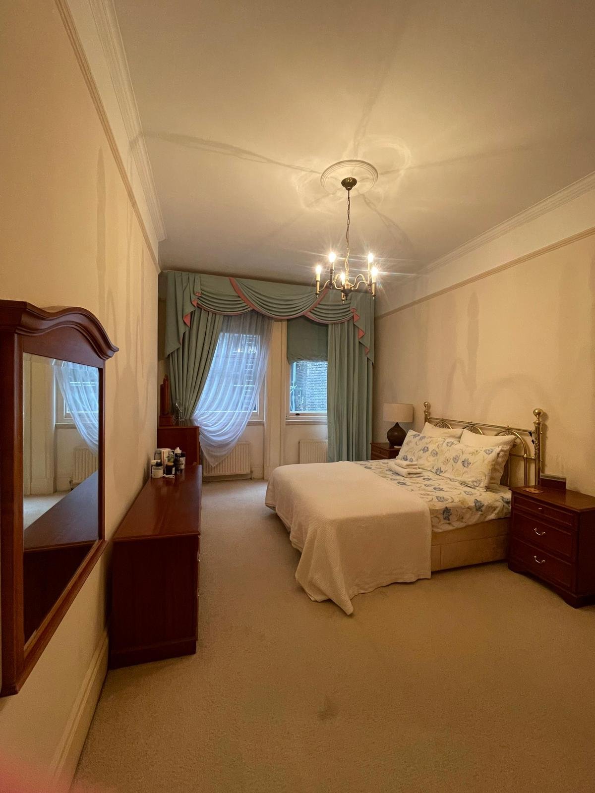 Airbnb cleaning  fast, thorough, and guest-ready service.