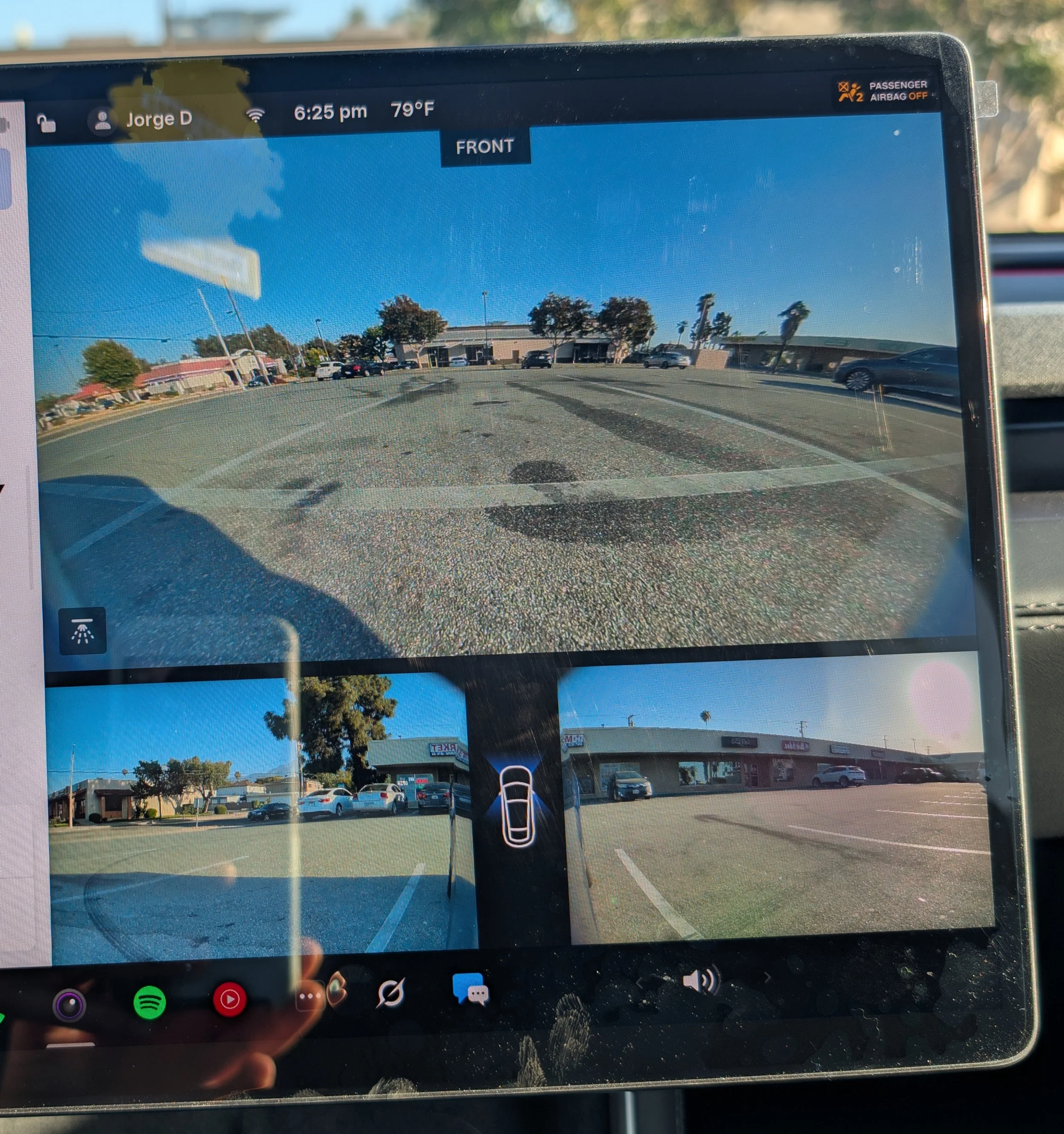 camera-protector-incar-screen.jpg